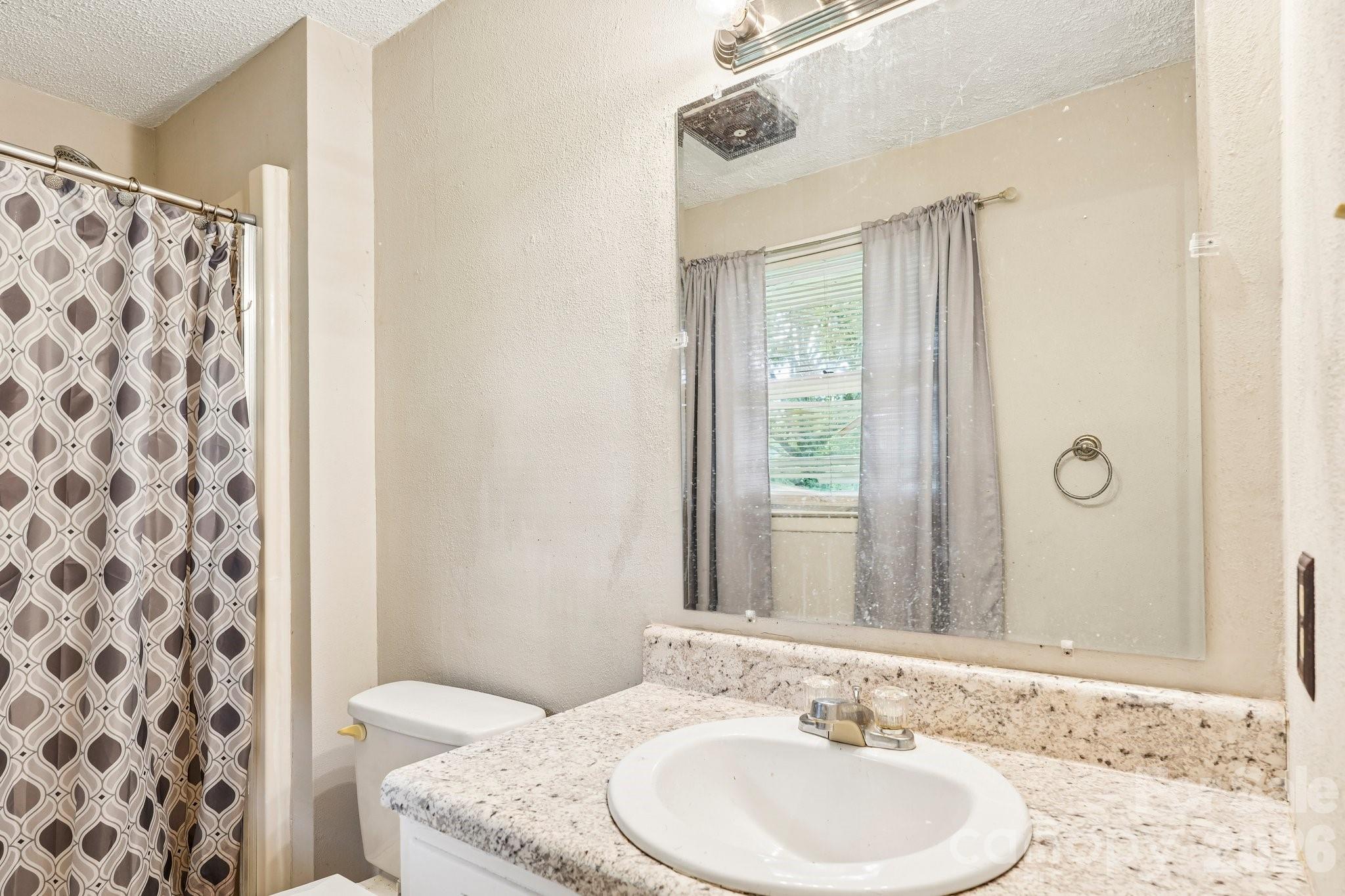 2130 23rd Street Place NE — Hickory