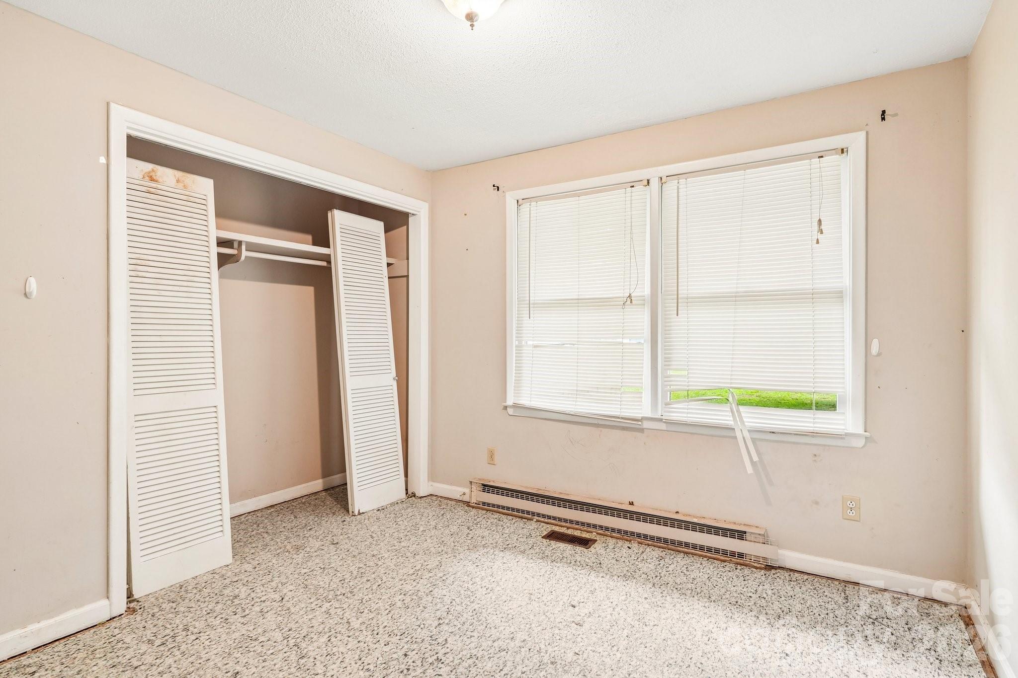 2130 23rd Street Place NE — Hickory
