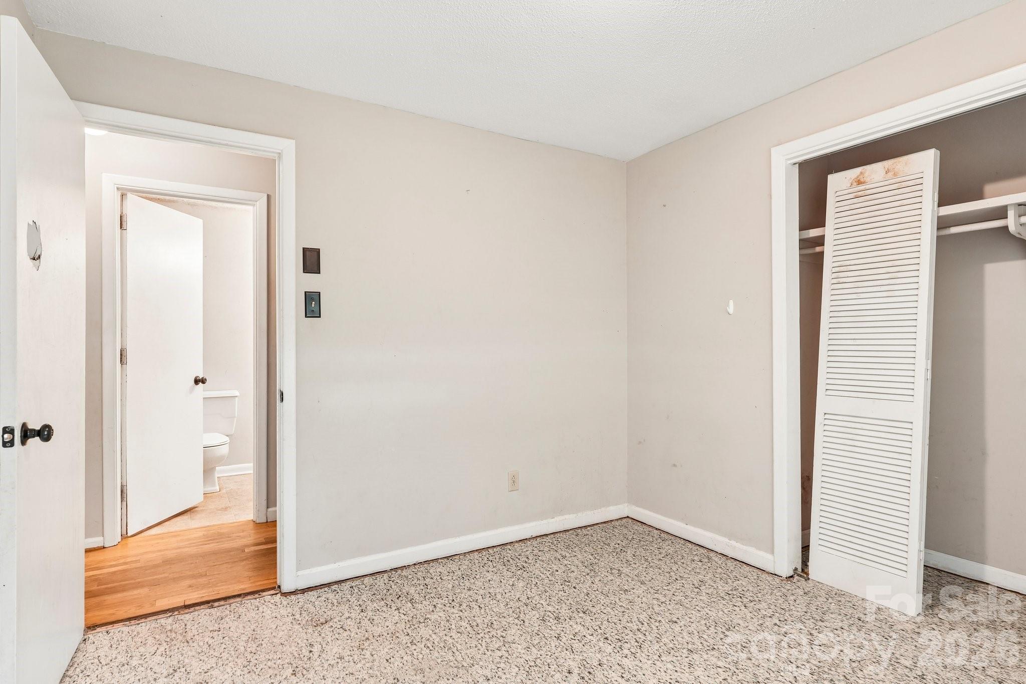 2130 23rd Street Place NE — Hickory