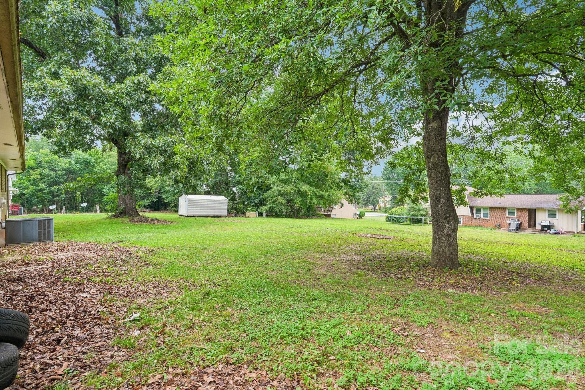 2130 23rd Street Place NE — Hickory