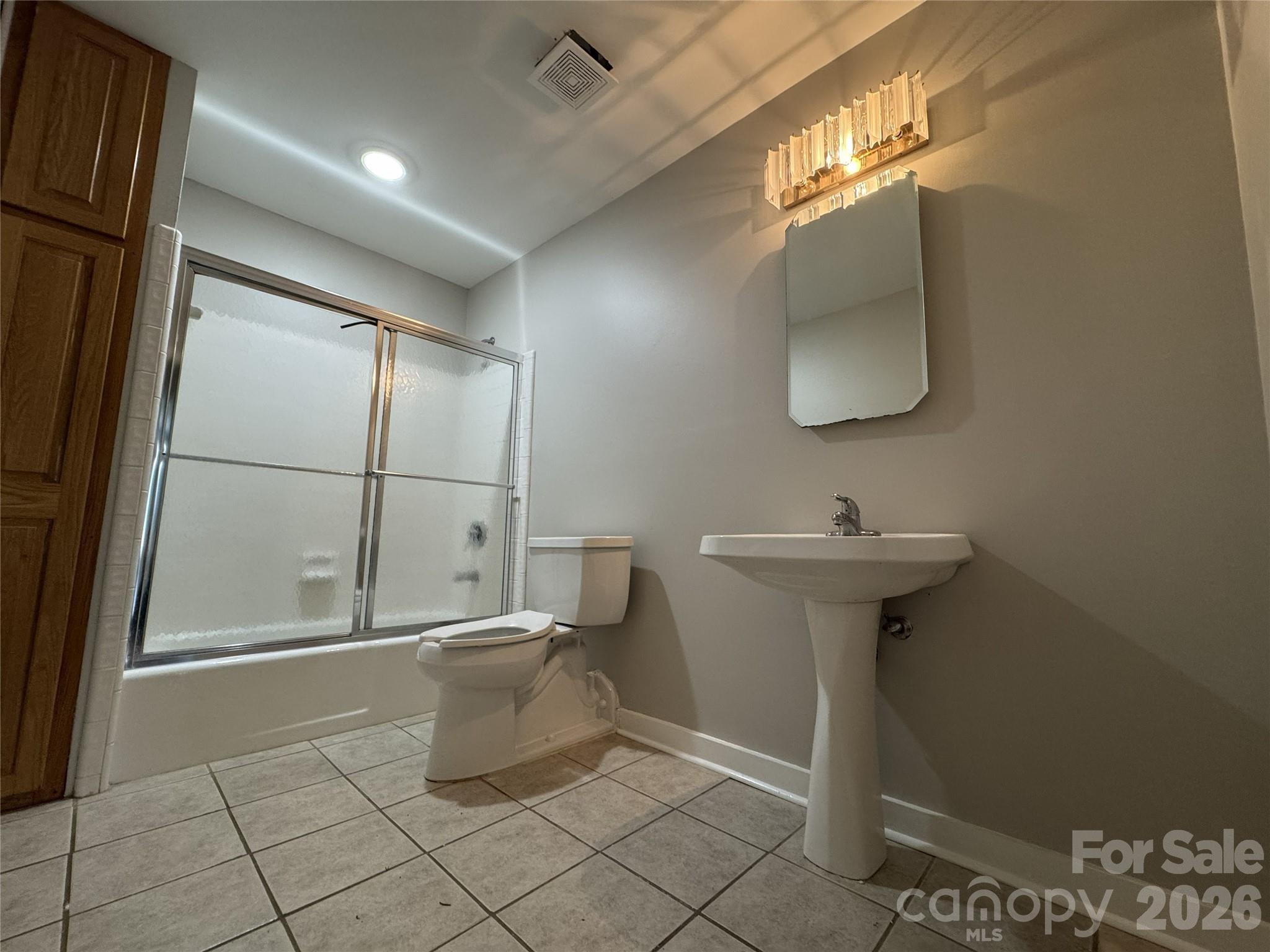 7825 Plott Road — Charlotte
