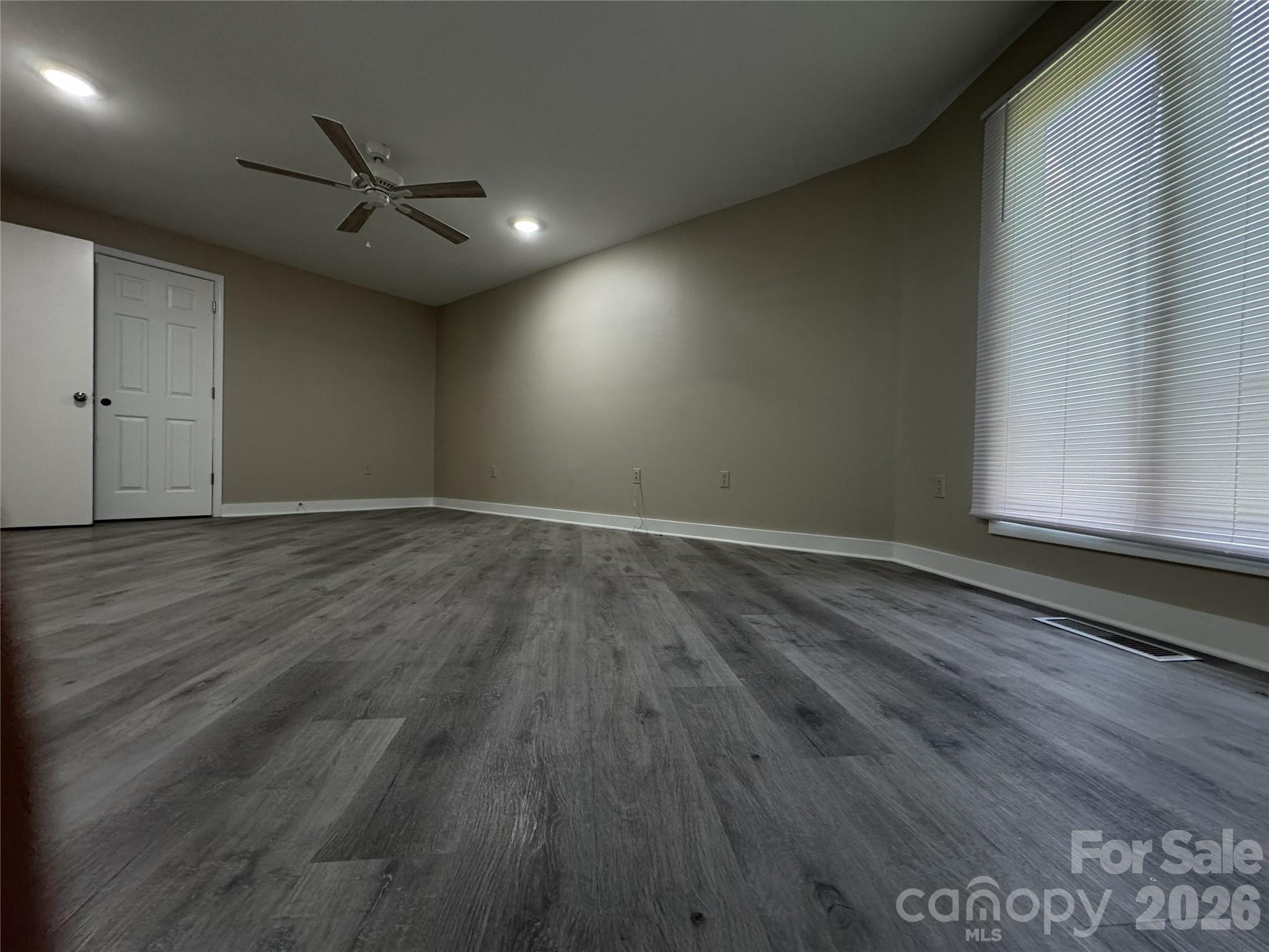 7825 Plott Road — Charlotte