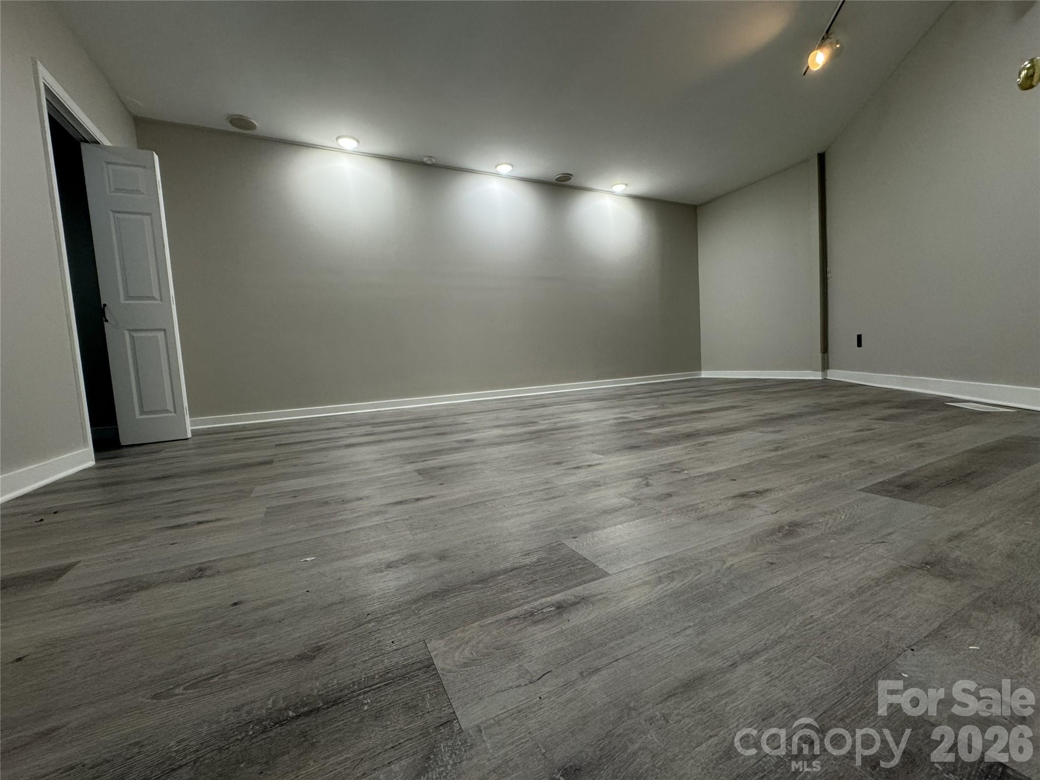 7825 Plott Road — Charlotte