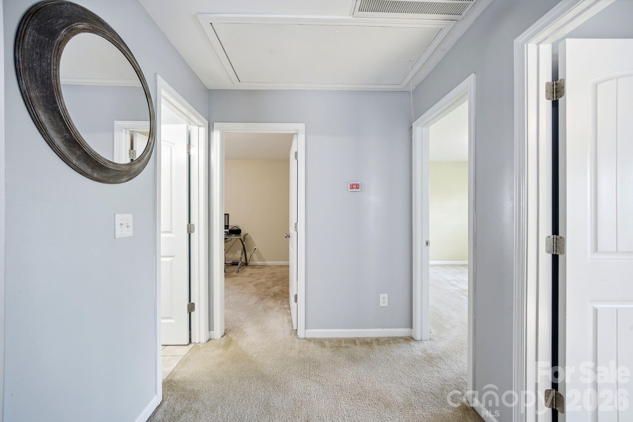 423 Knothole Lane — Charlotte