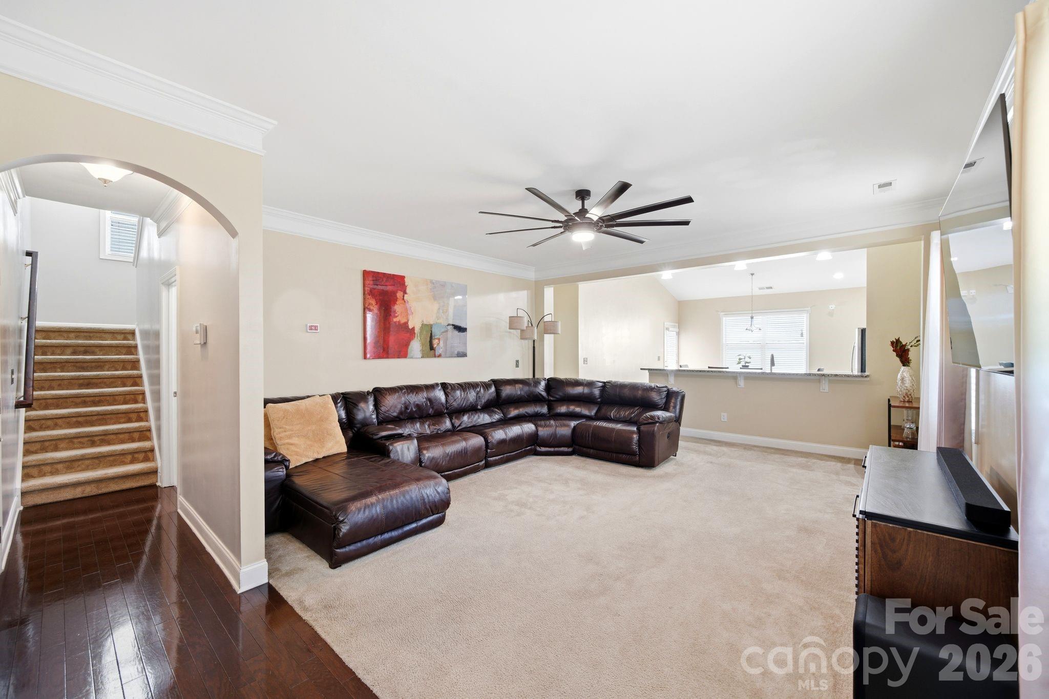 423 Knothole Lane — Charlotte