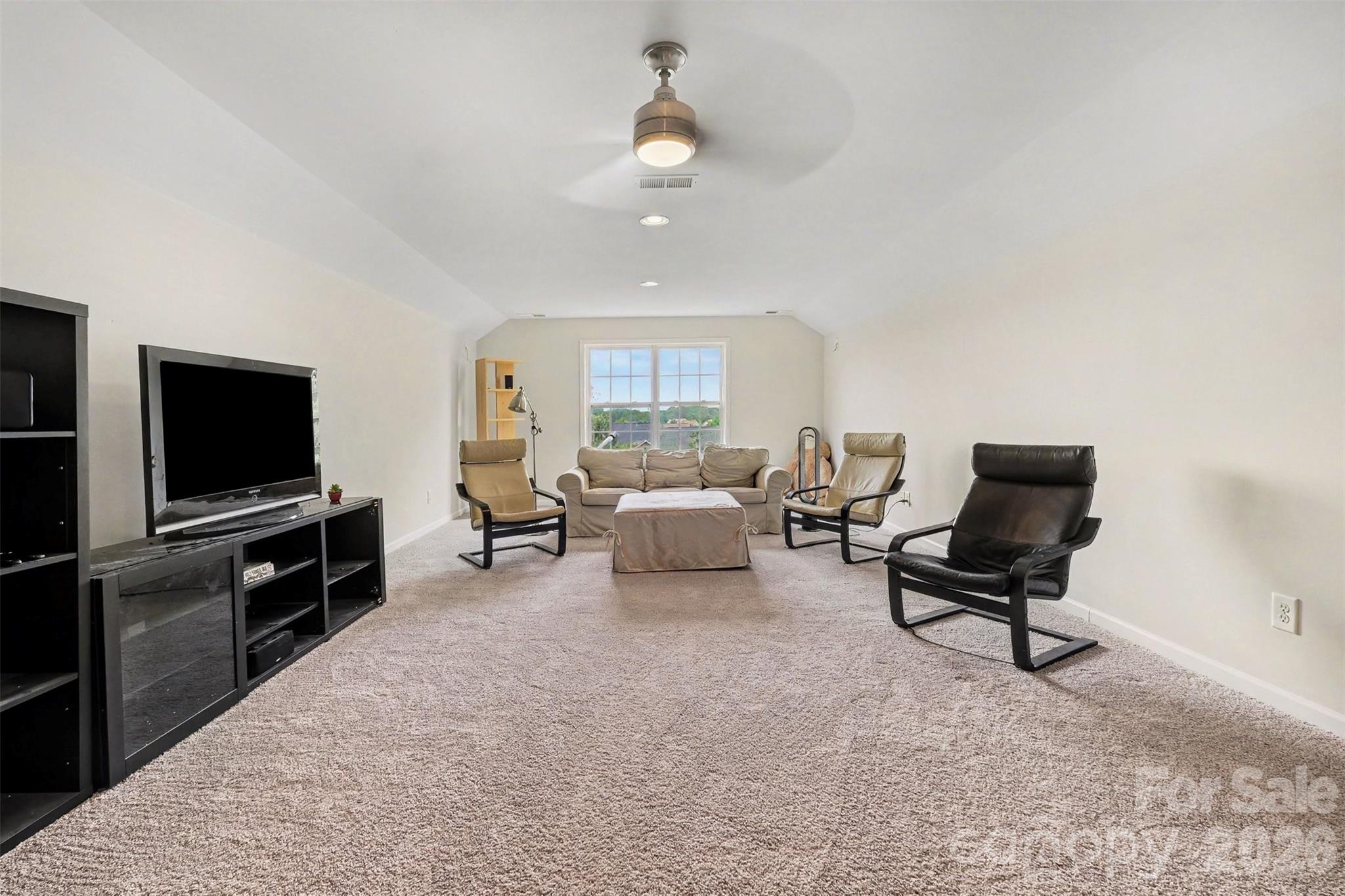 4396 Foxfield Court — Harrisburg