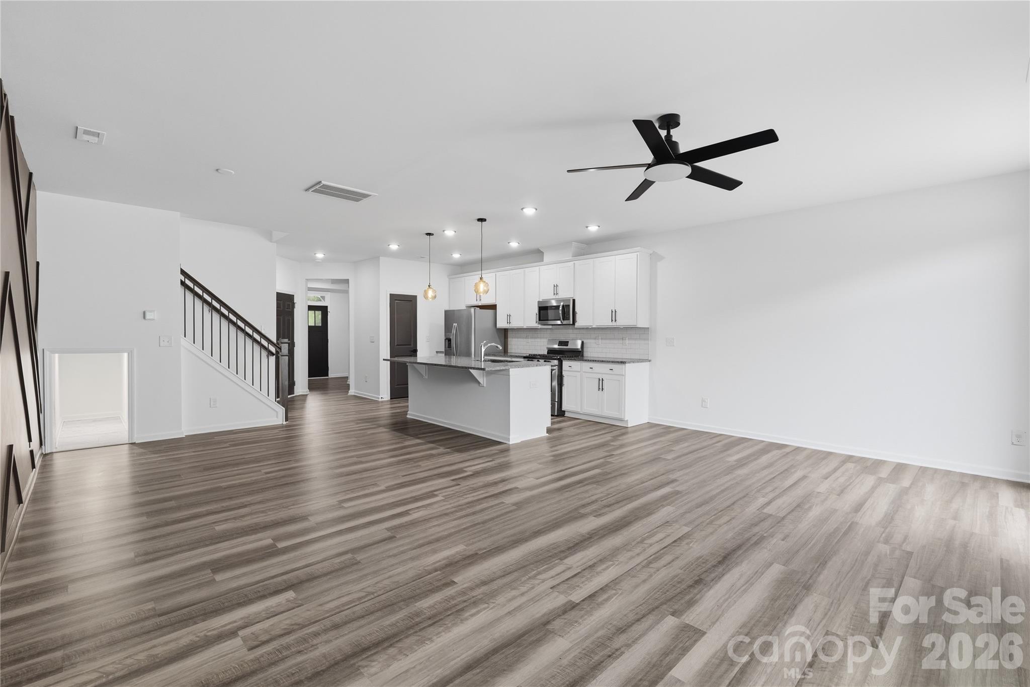 5531 Harris Cove Drive — Charlotte