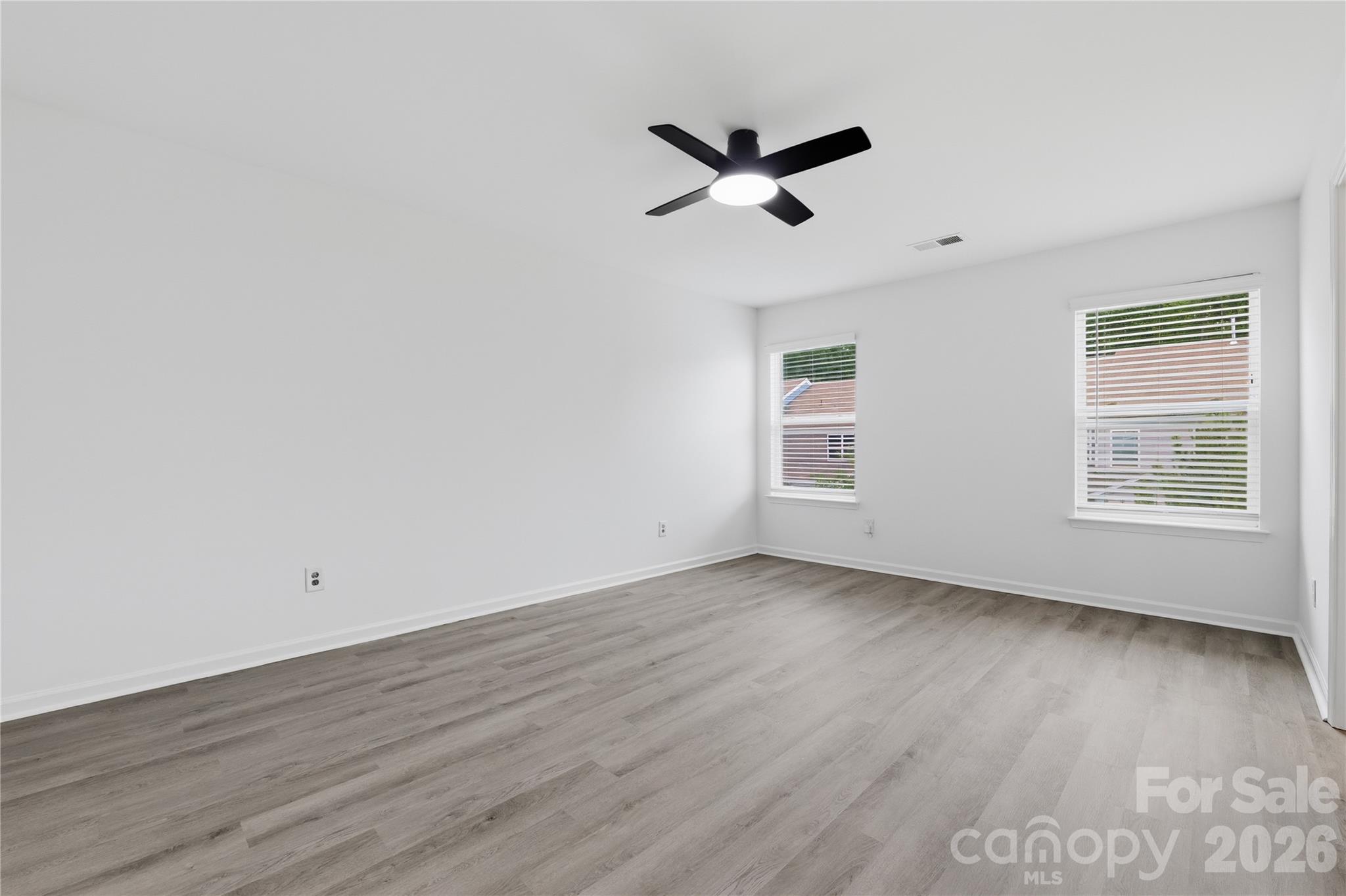 5531 Harris Cove Drive — Charlotte