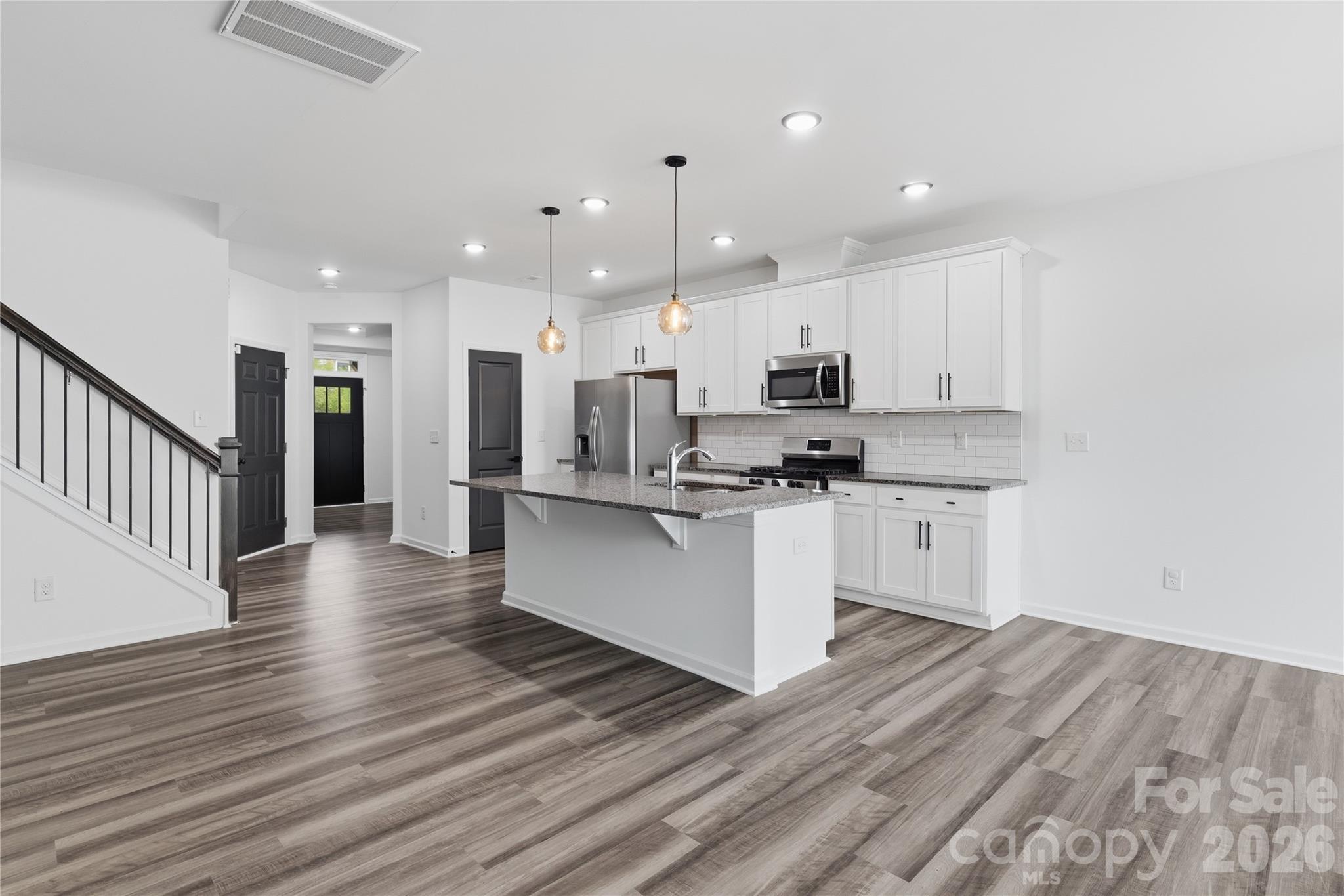 5531 Harris Cove Drive — Charlotte