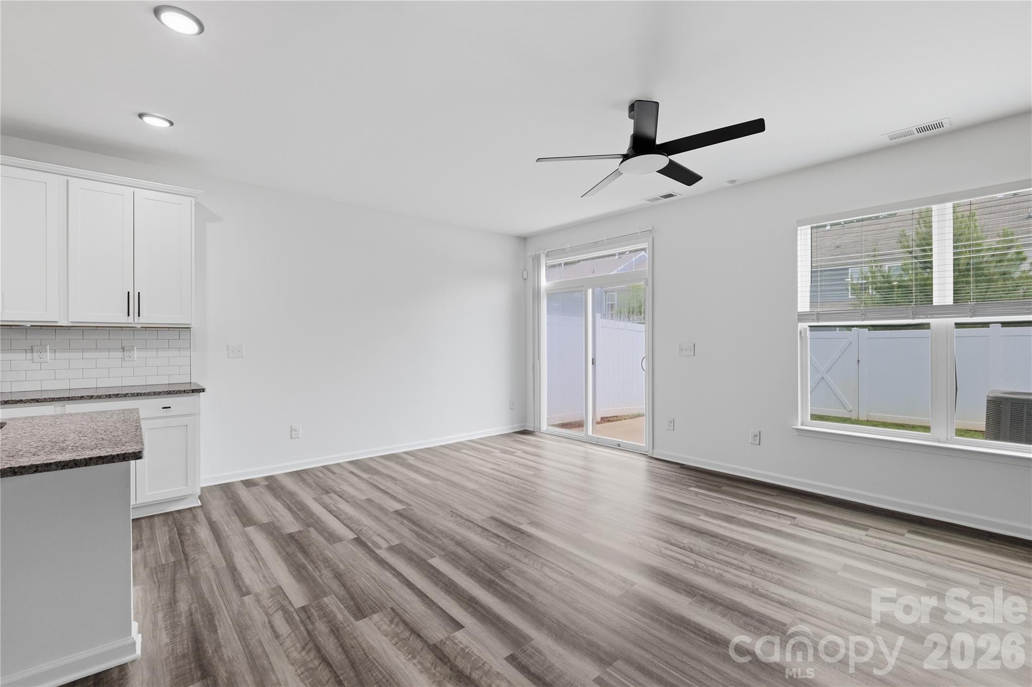 5531 Harris Cove Drive — Charlotte