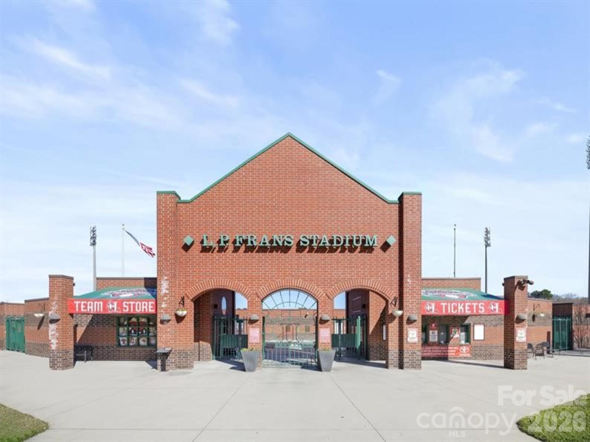 3906-2 15TH Street Drive NE — Hickory