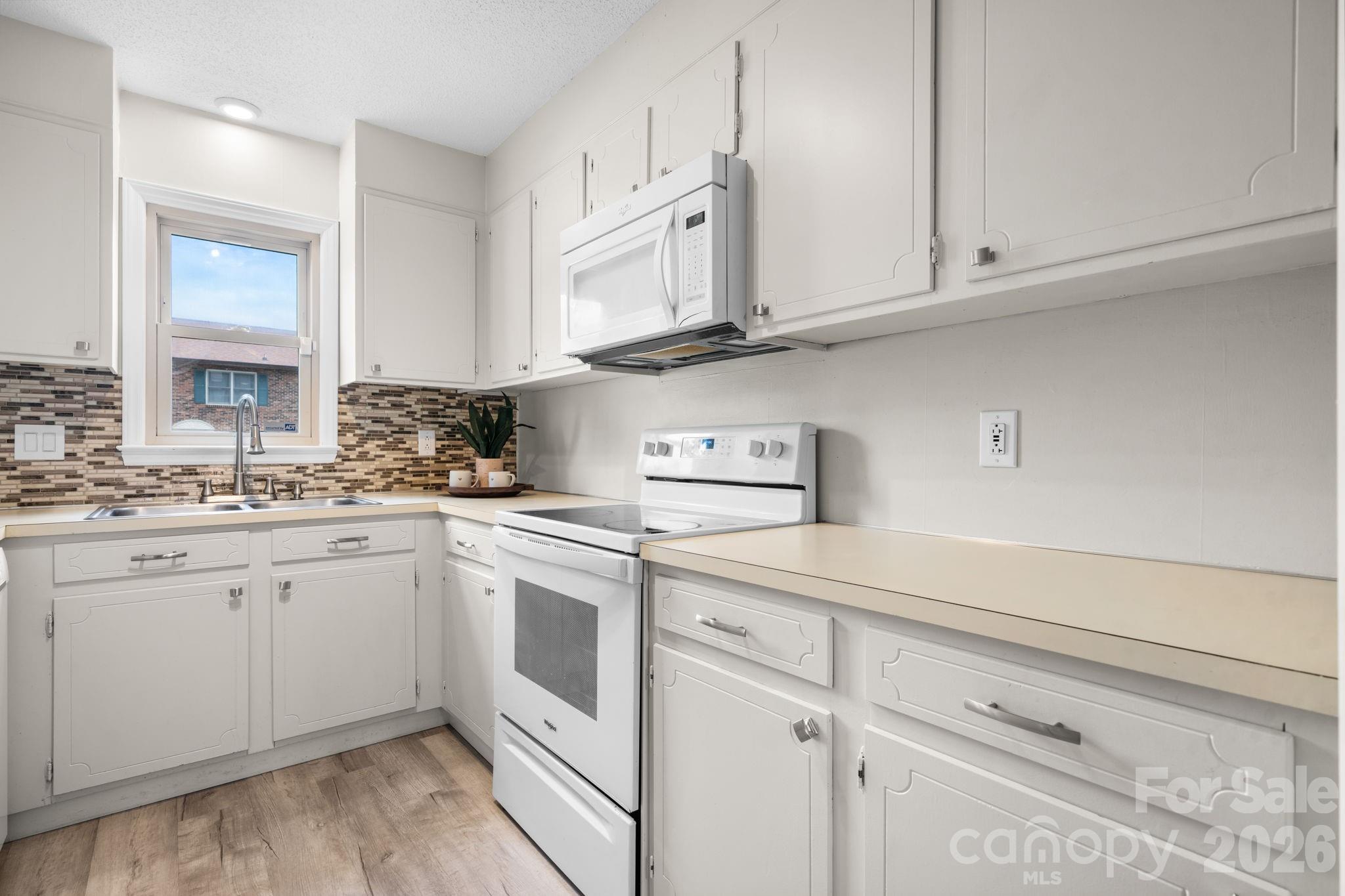 1330 5th Street NE #22 — Hickory