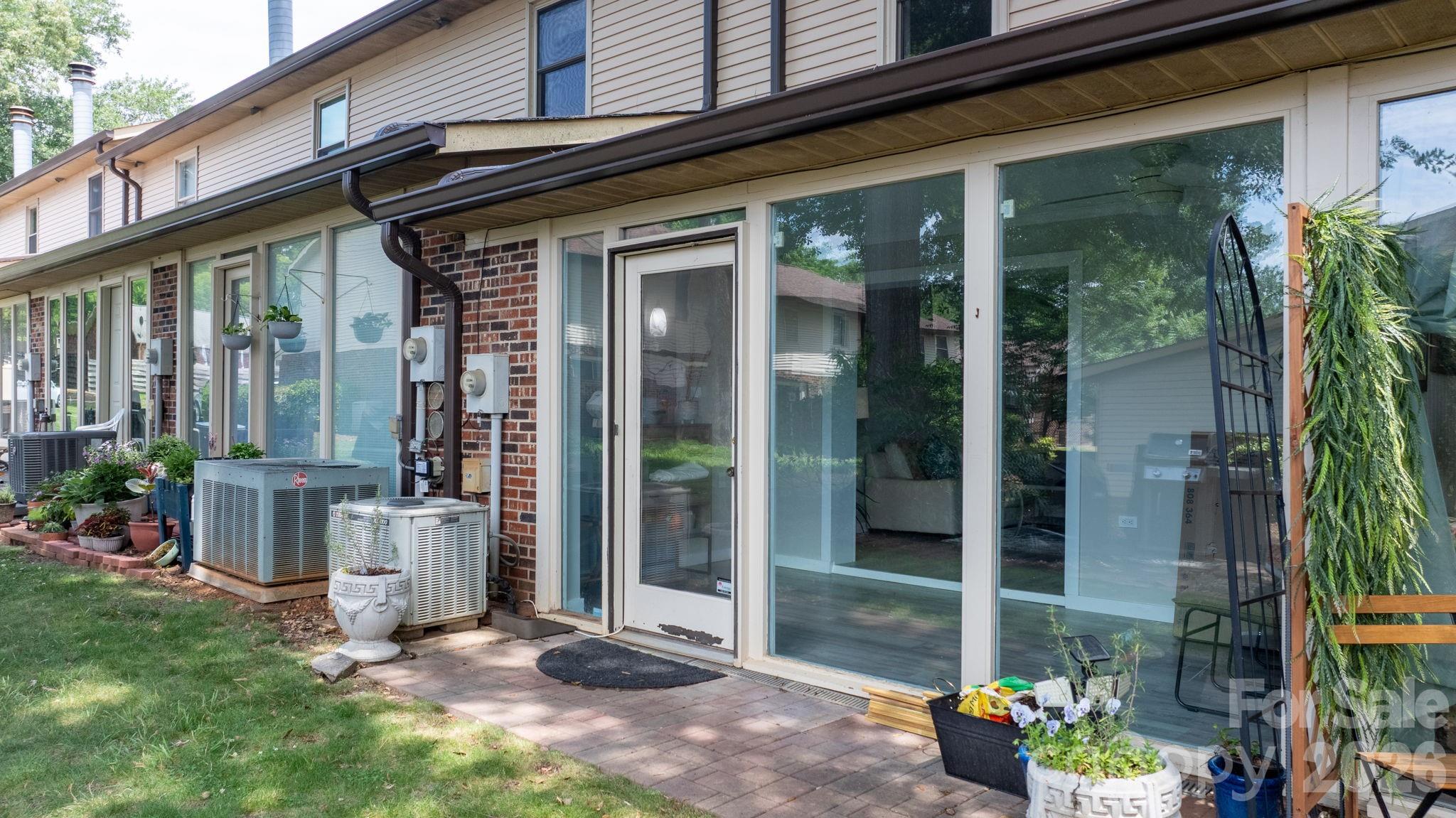 1330 5th Street NE #22 — Hickory
