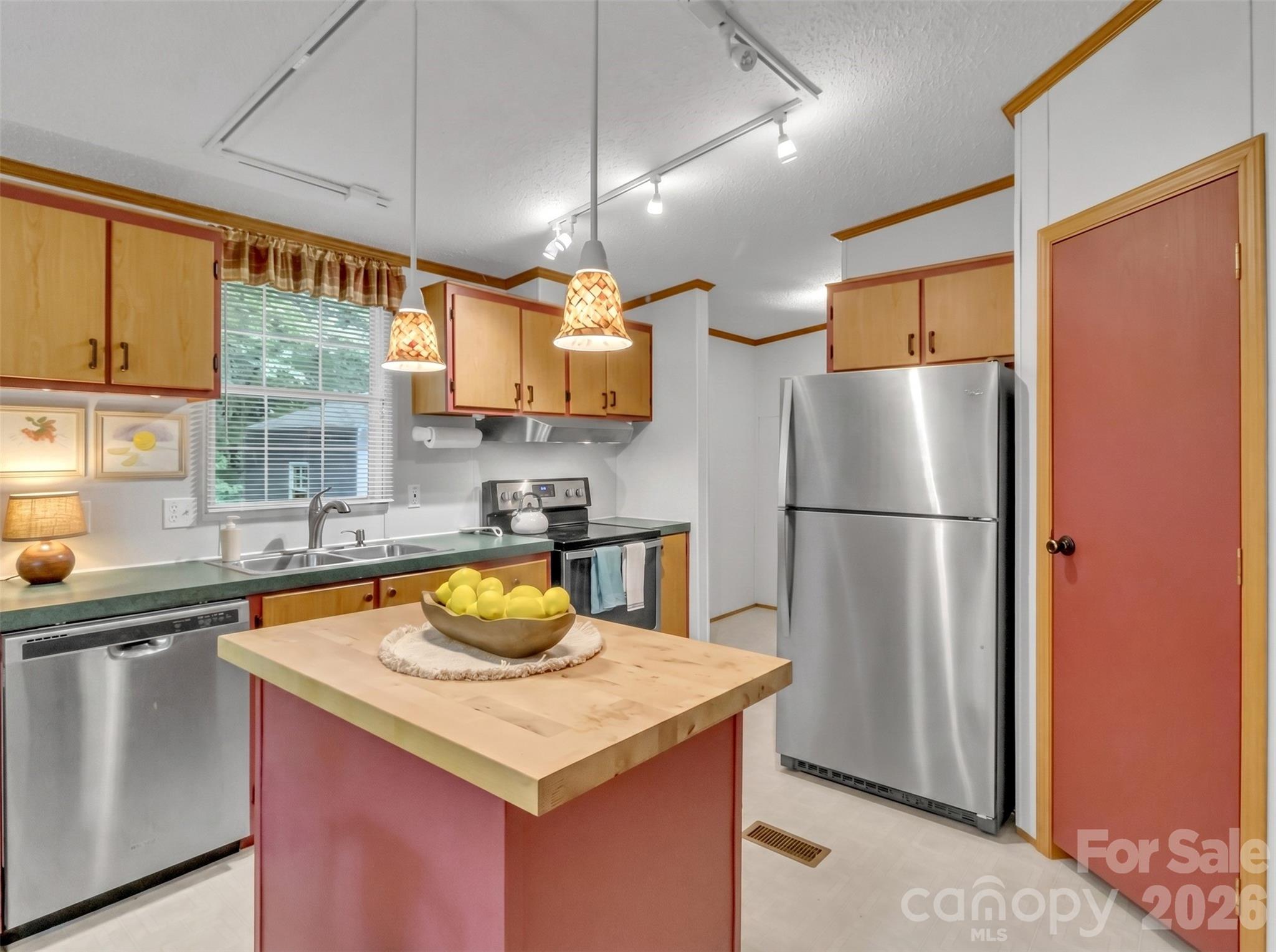 315 Oakstone Drive — Waynesville