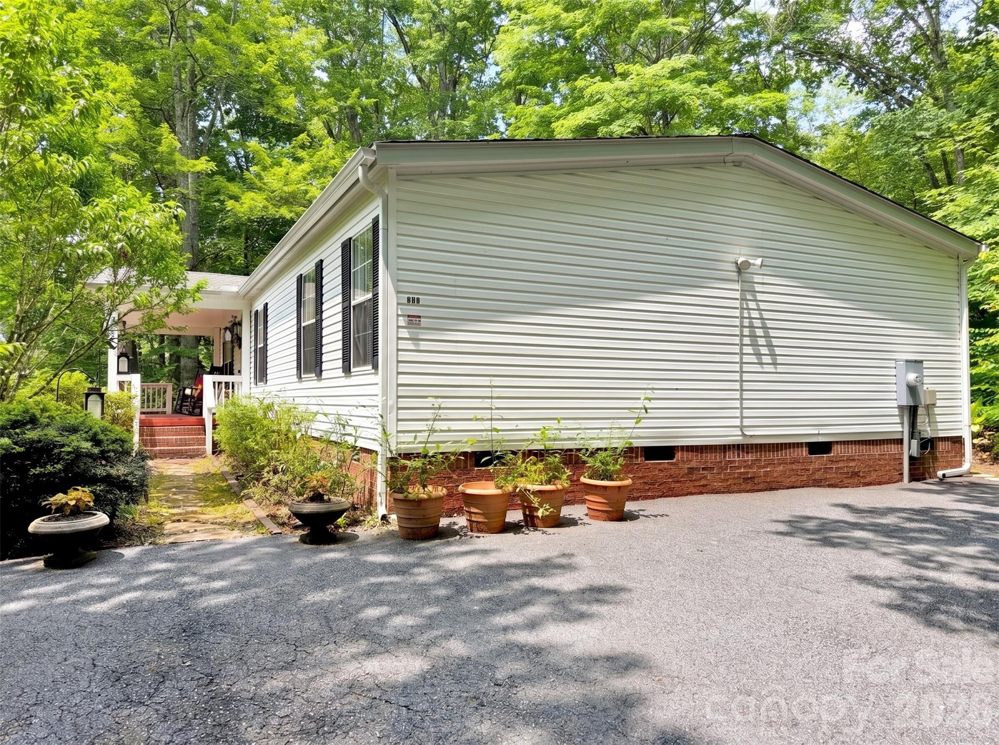 315 Oakstone Drive — Waynesville