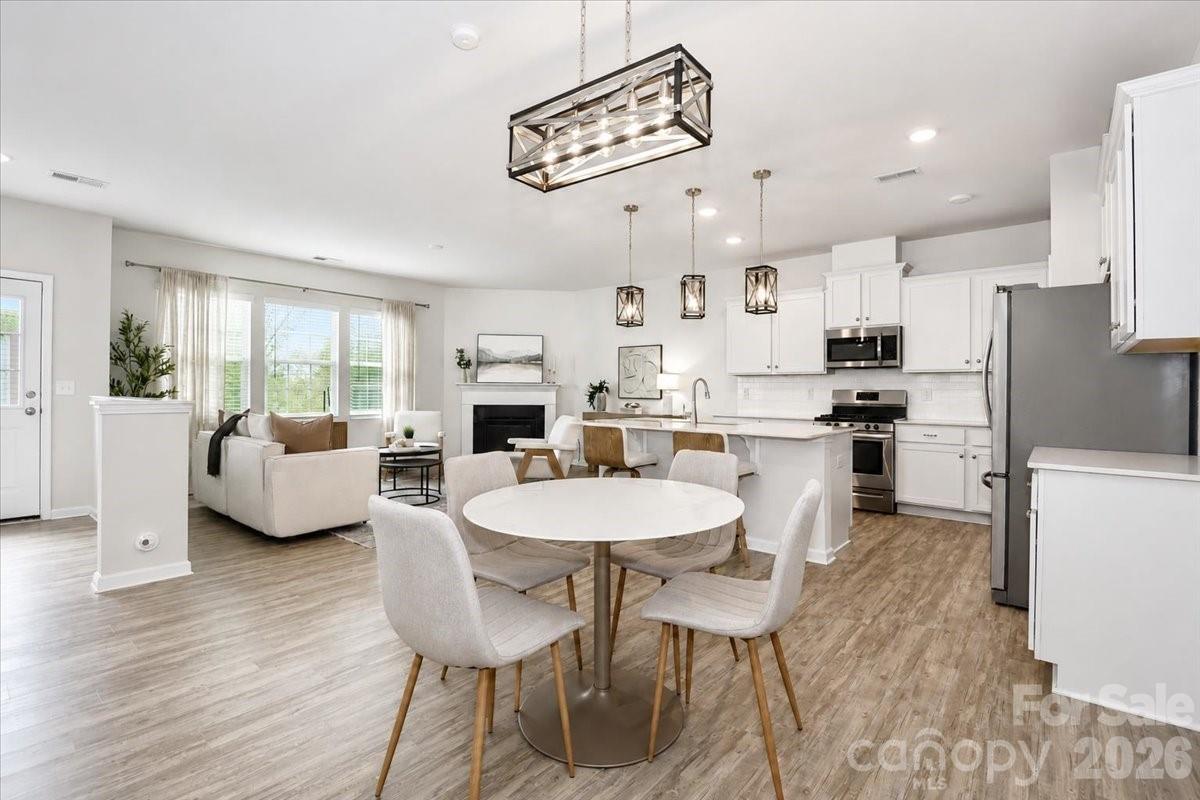 11320 Westbranch Parkway — Davidson