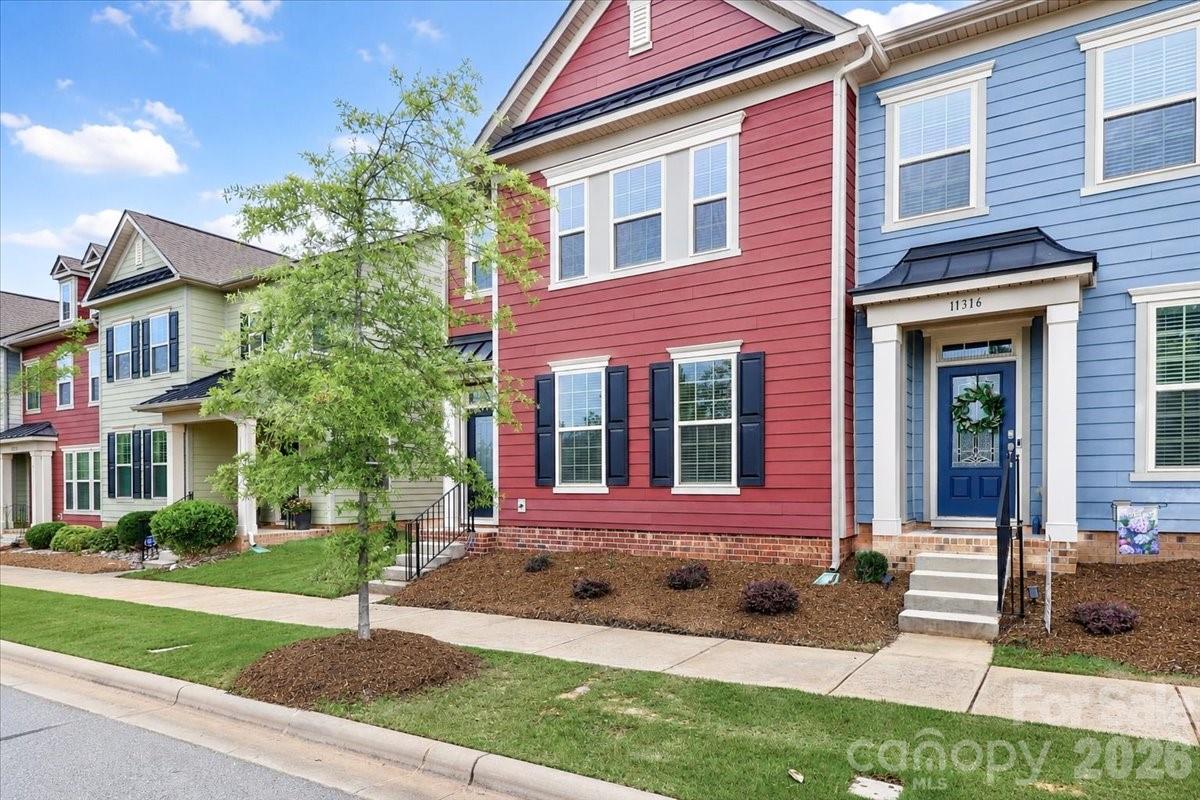 11320 Westbranch Parkway — Davidson