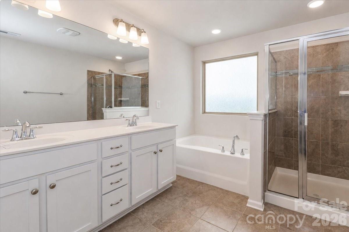11320 Westbranch Parkway — Davidson