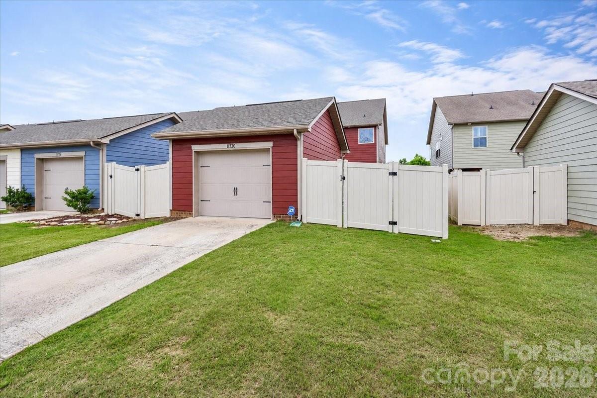 11320 Westbranch Parkway — Davidson