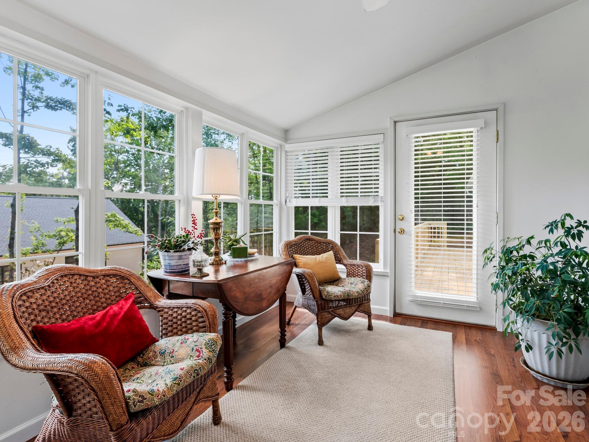 302 Shadecrest Lane — Mills River