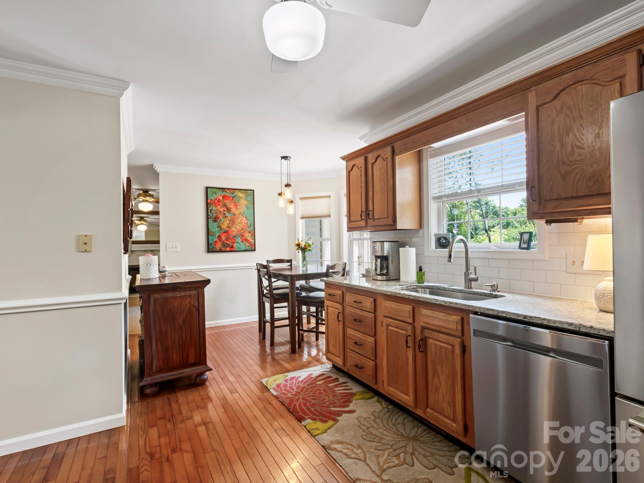 302 Shadecrest Lane — Mills River