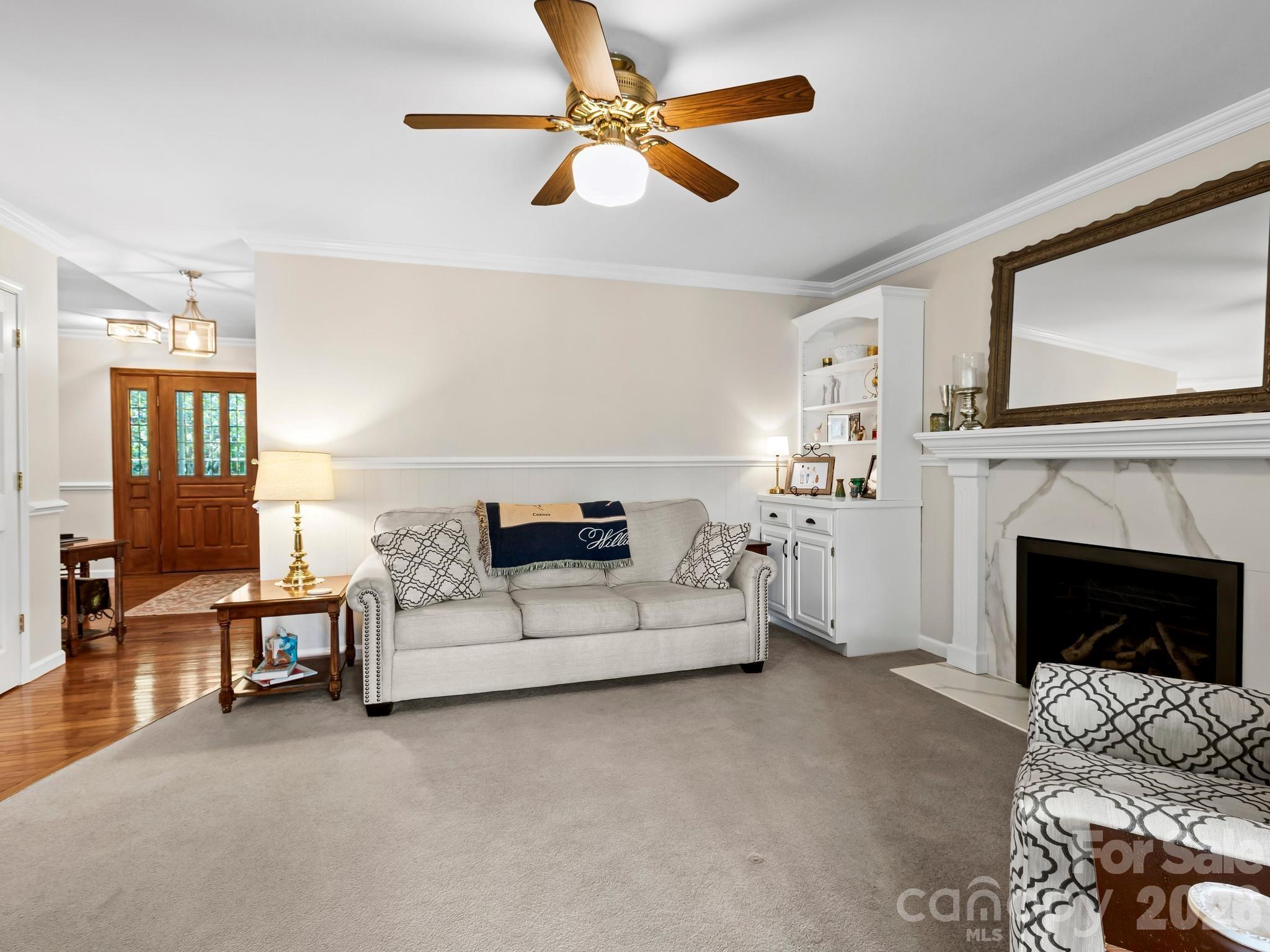 302 Shadecrest Lane — Mills River