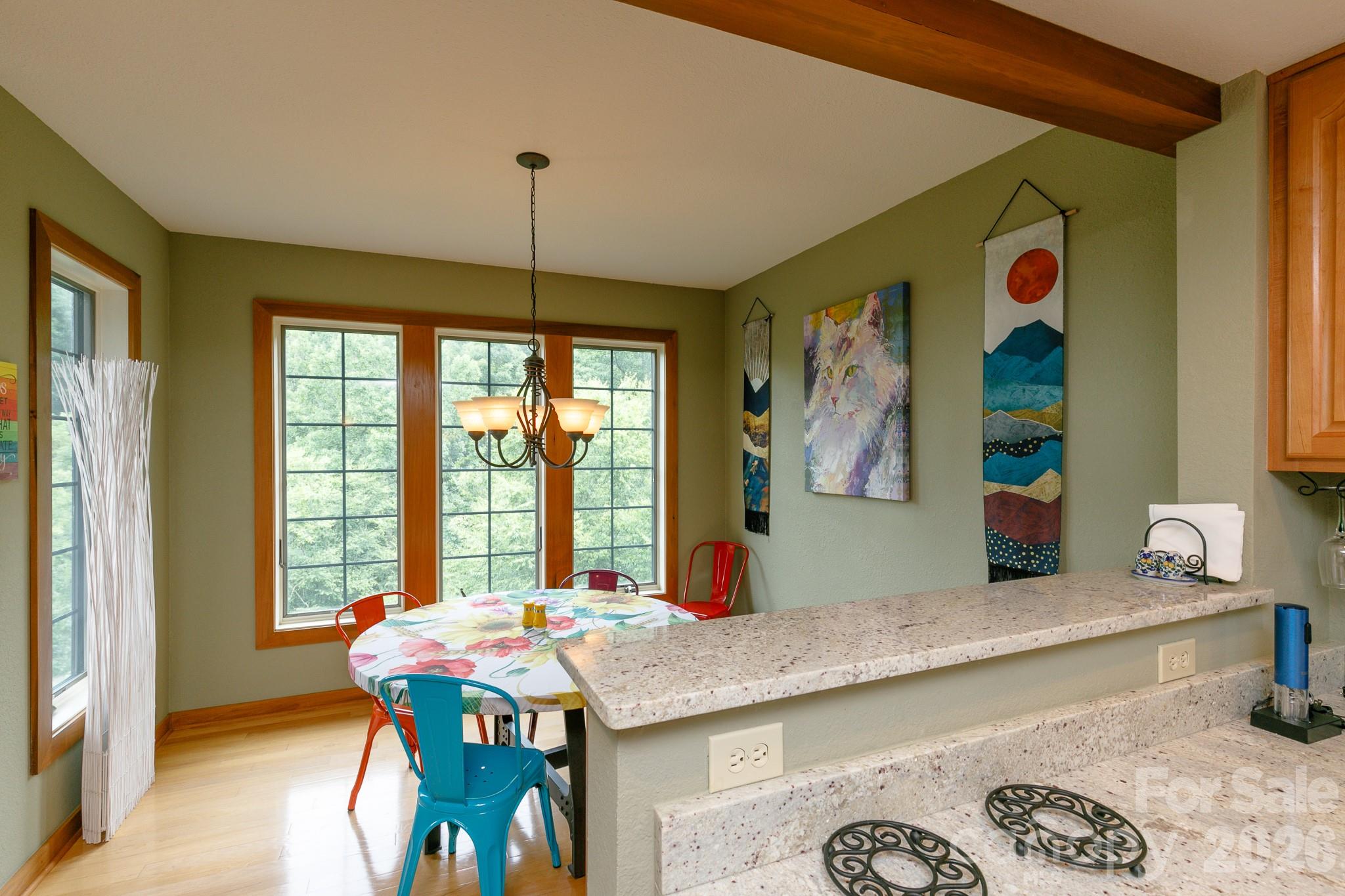 222 Creekside Way #D/301 — Burnsville