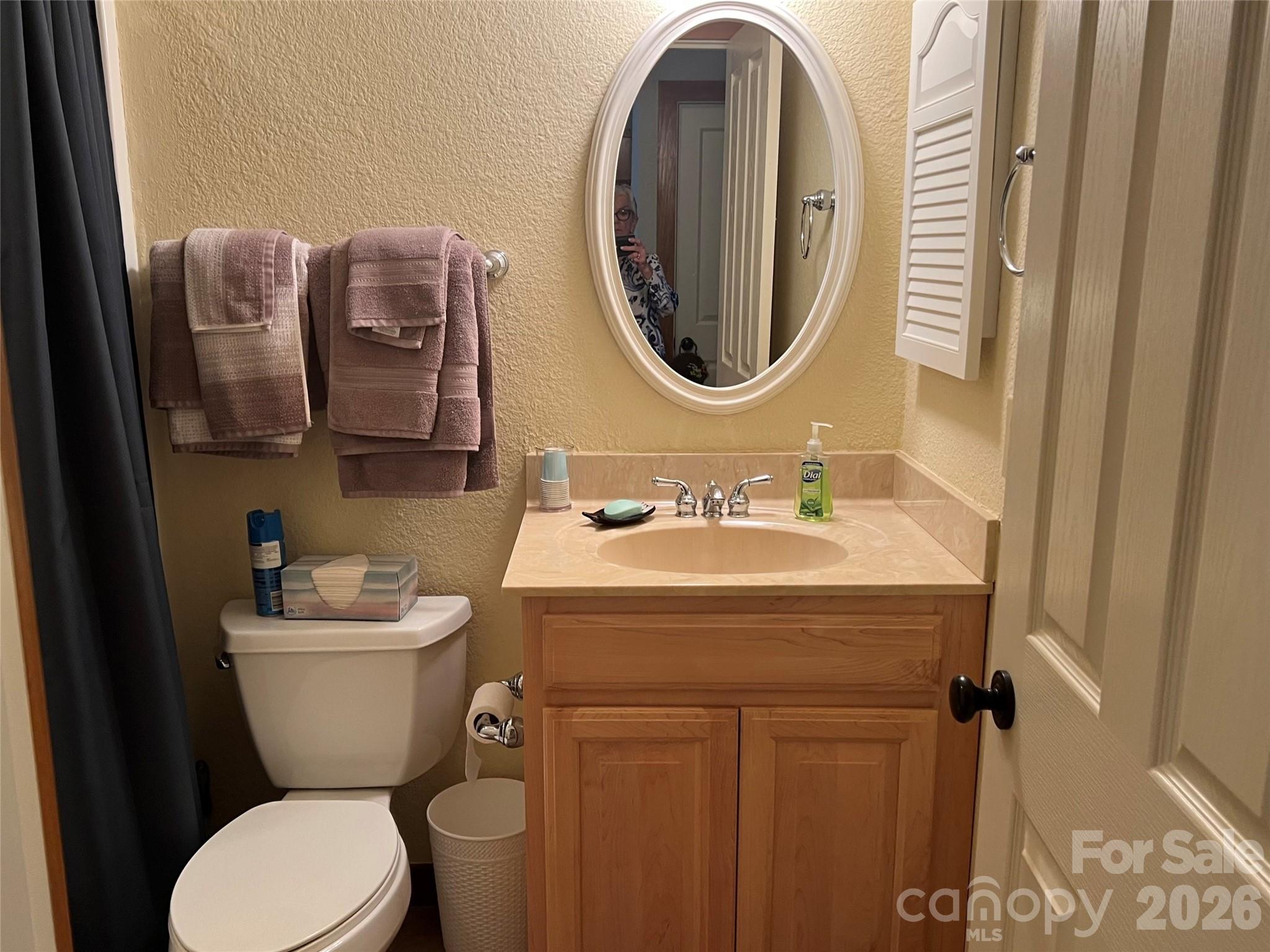 222 Creekside Way #D/301 — Burnsville