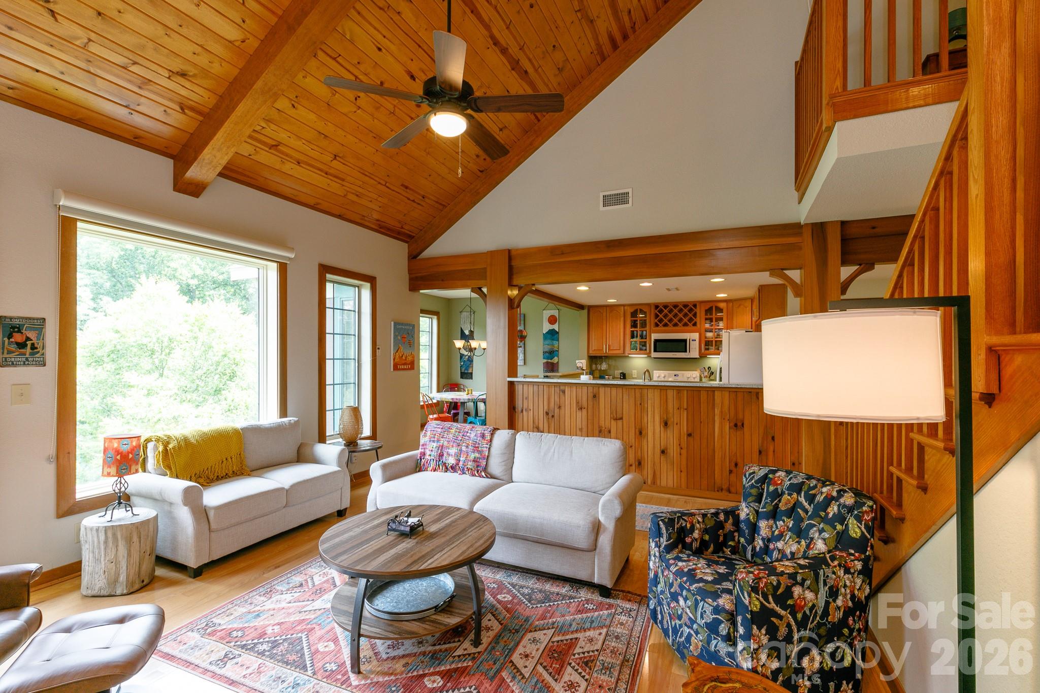 222 Creekside Way #D/301 — Burnsville