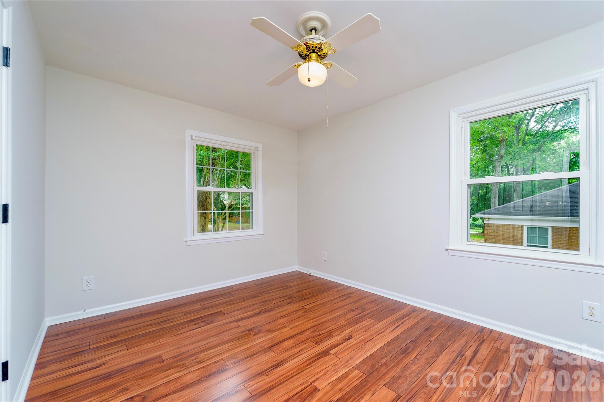 1025 S Magnolia Street — Mooresville