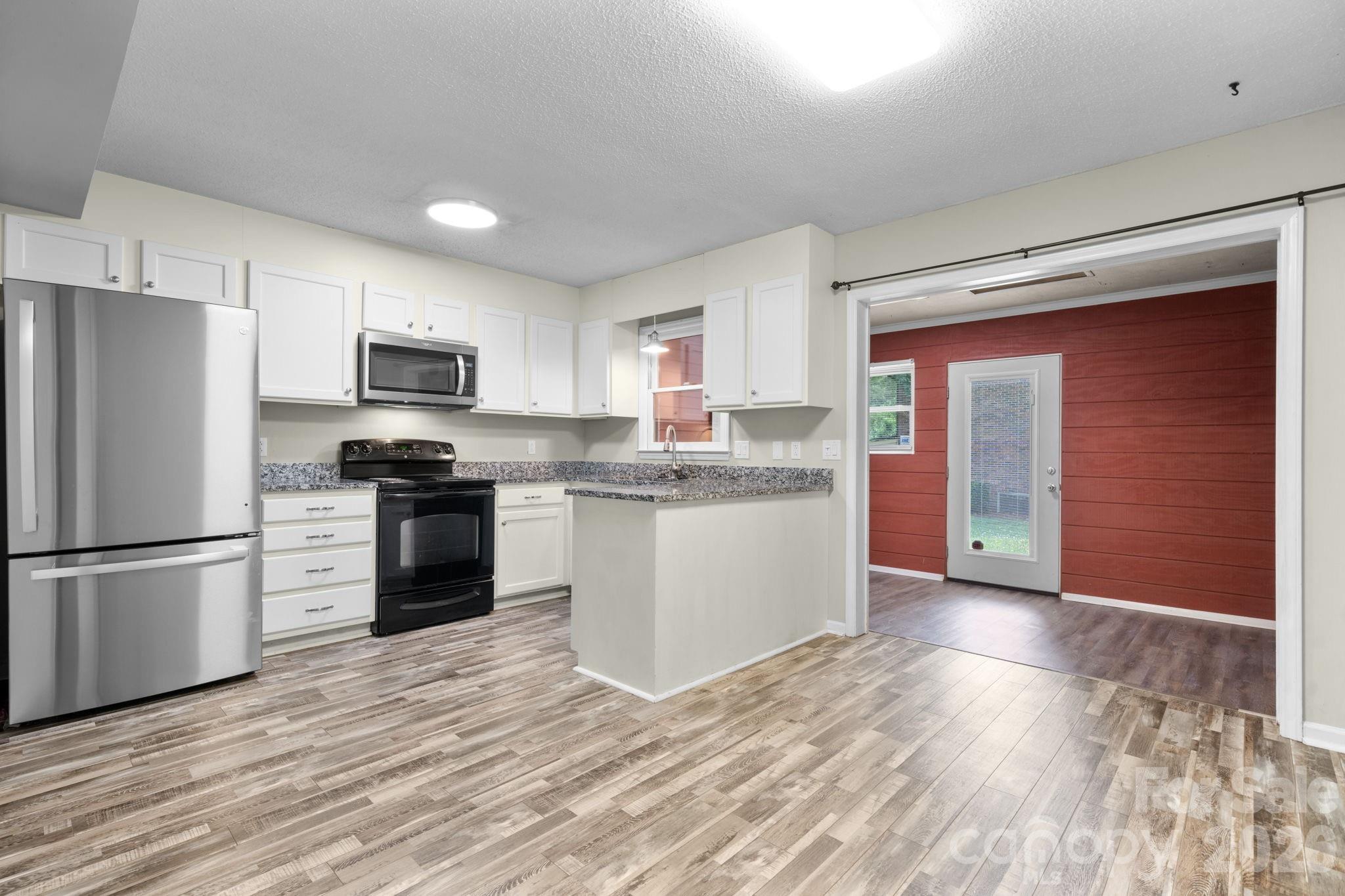 1330 5th Street NE #64 — Hickory