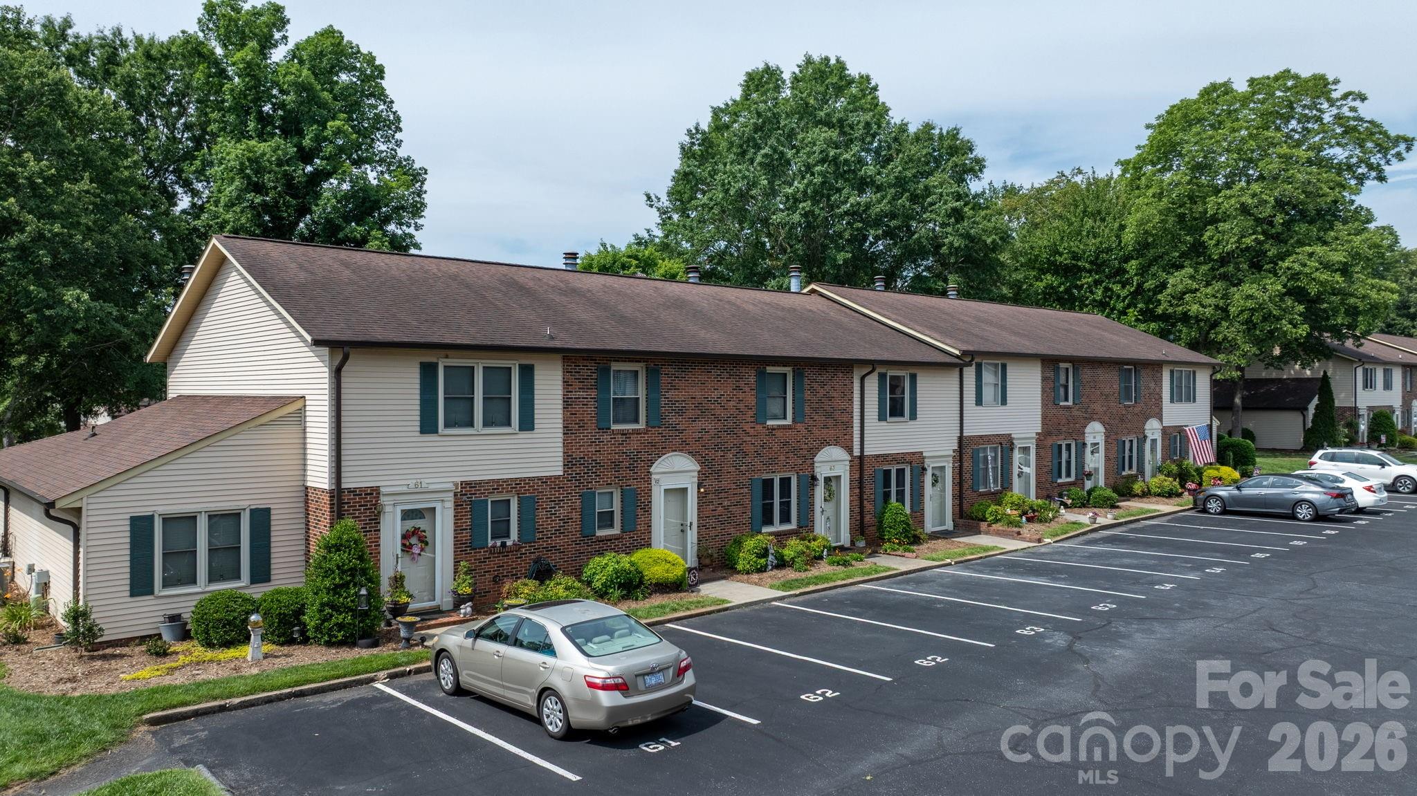 1330 5th Street NE #64 — Hickory