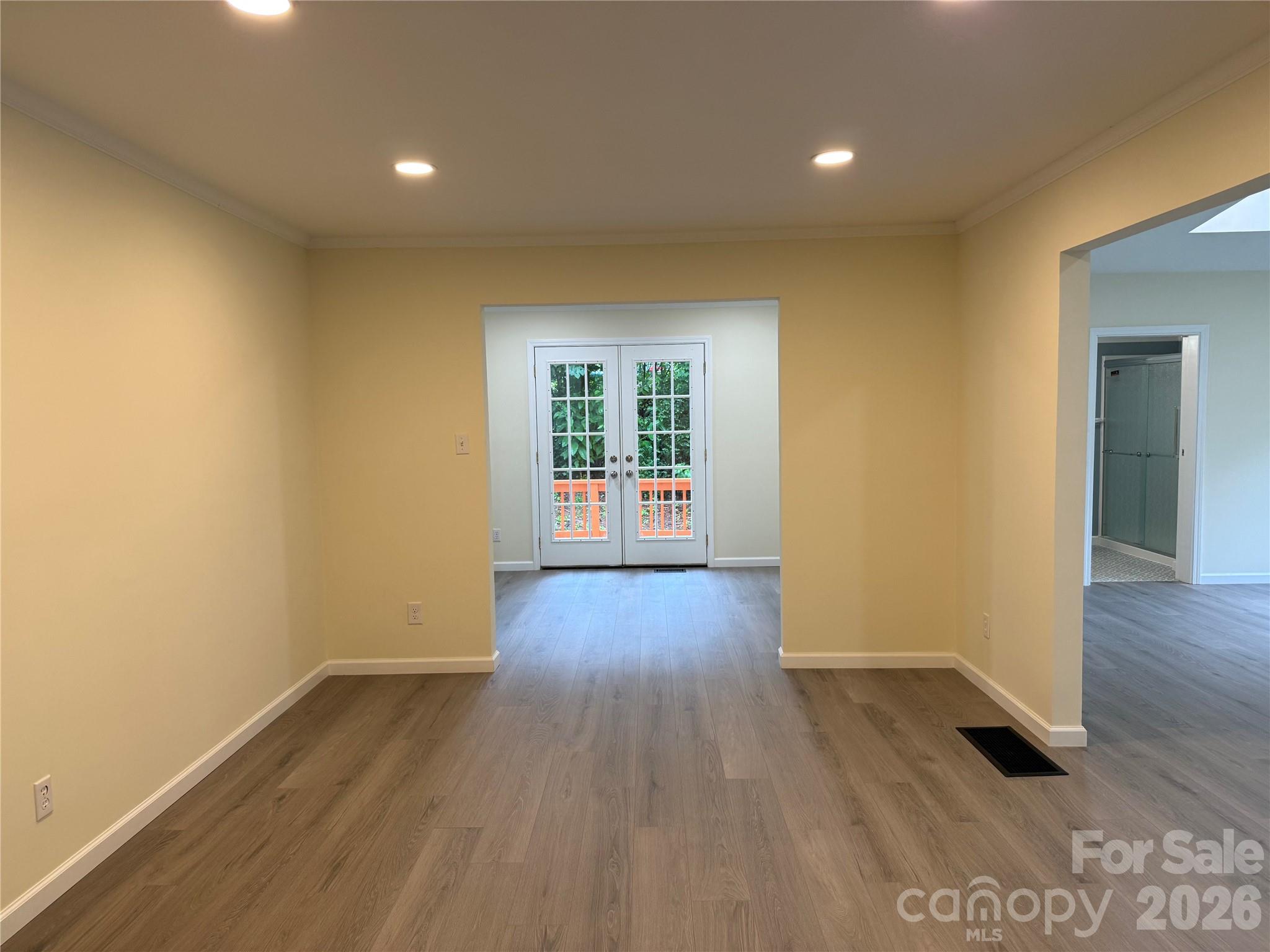32 Mayfair Drive — Candler