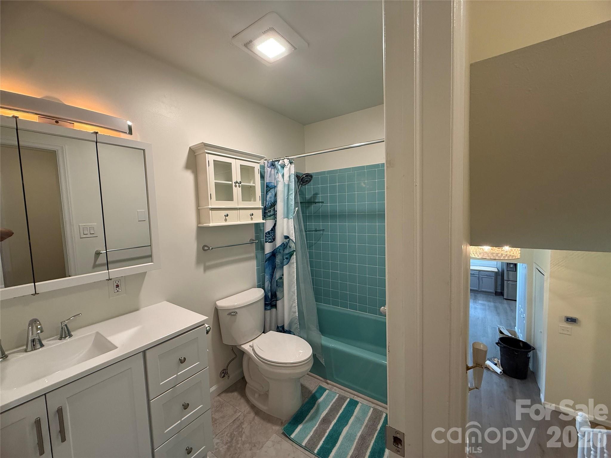 32 Mayfair Drive — Candler