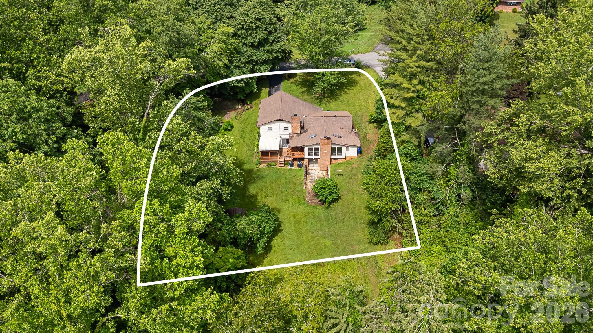 32 Mayfair Drive — Candler