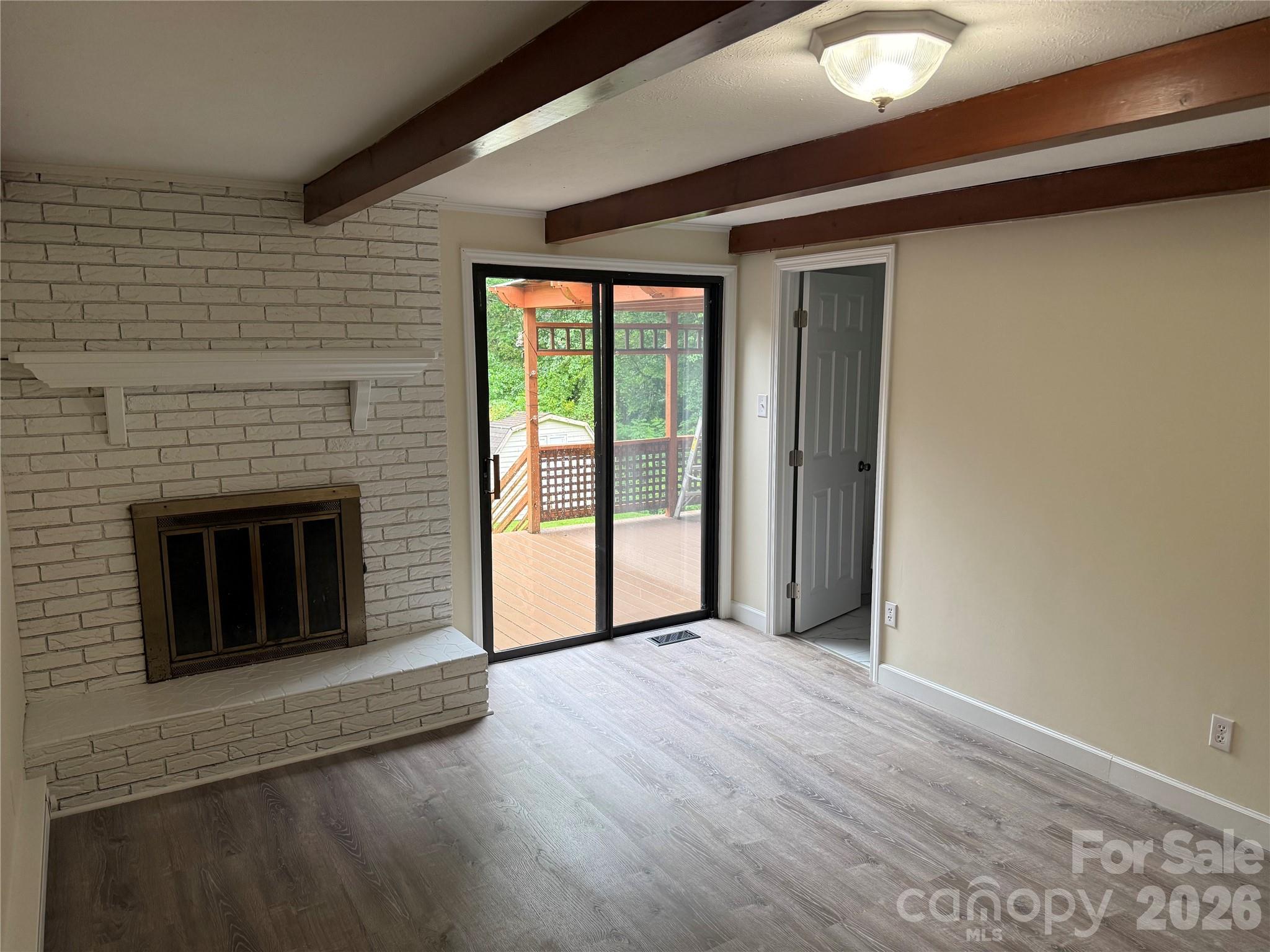 32 Mayfair Drive — Candler