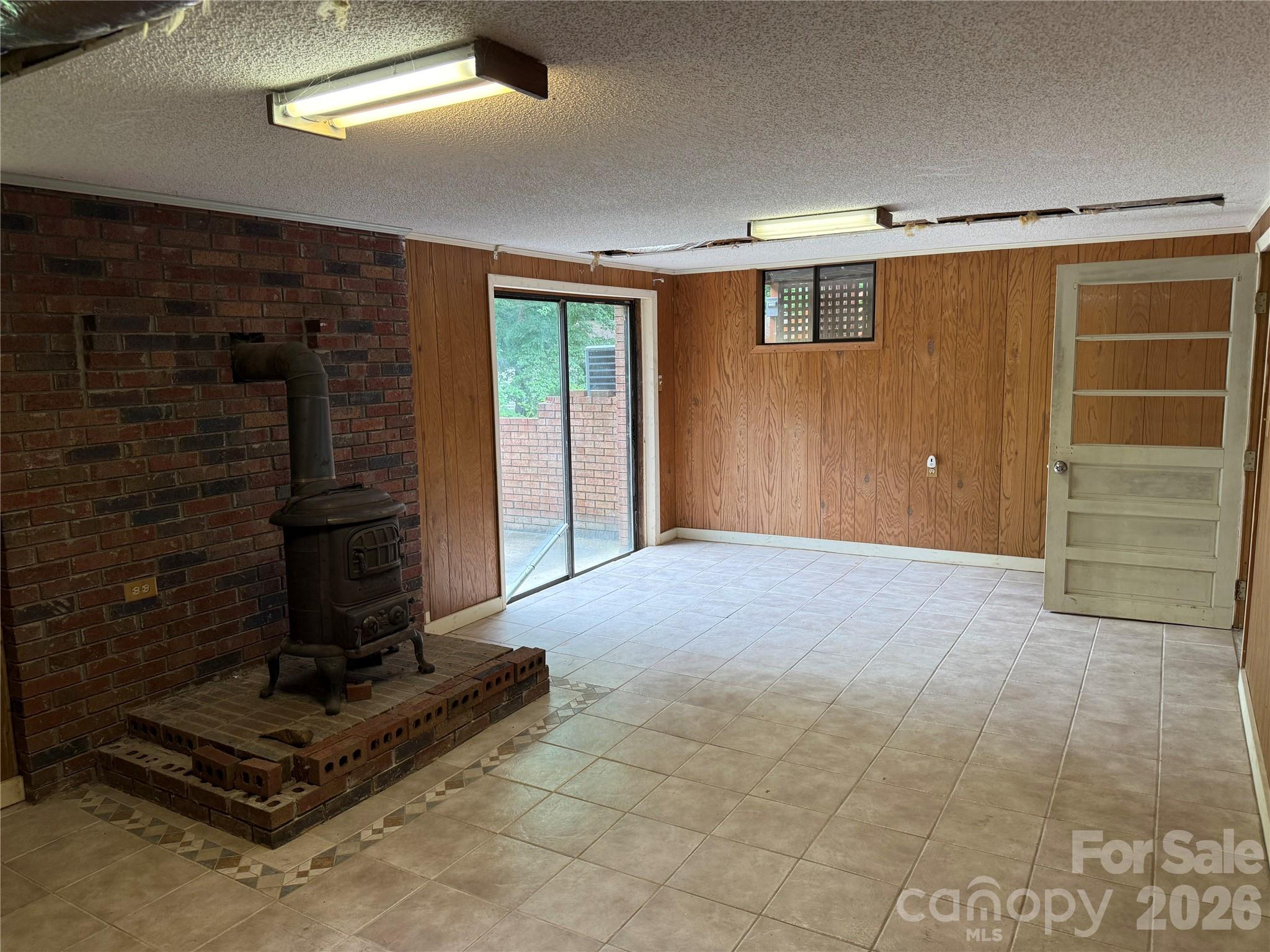 32 Mayfair Drive — Candler