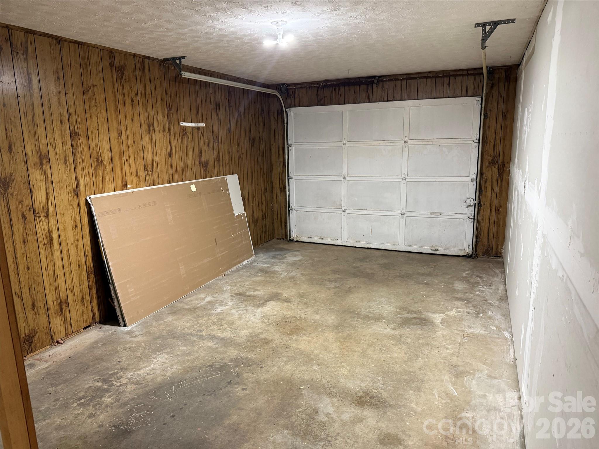 32 Mayfair Drive — Candler