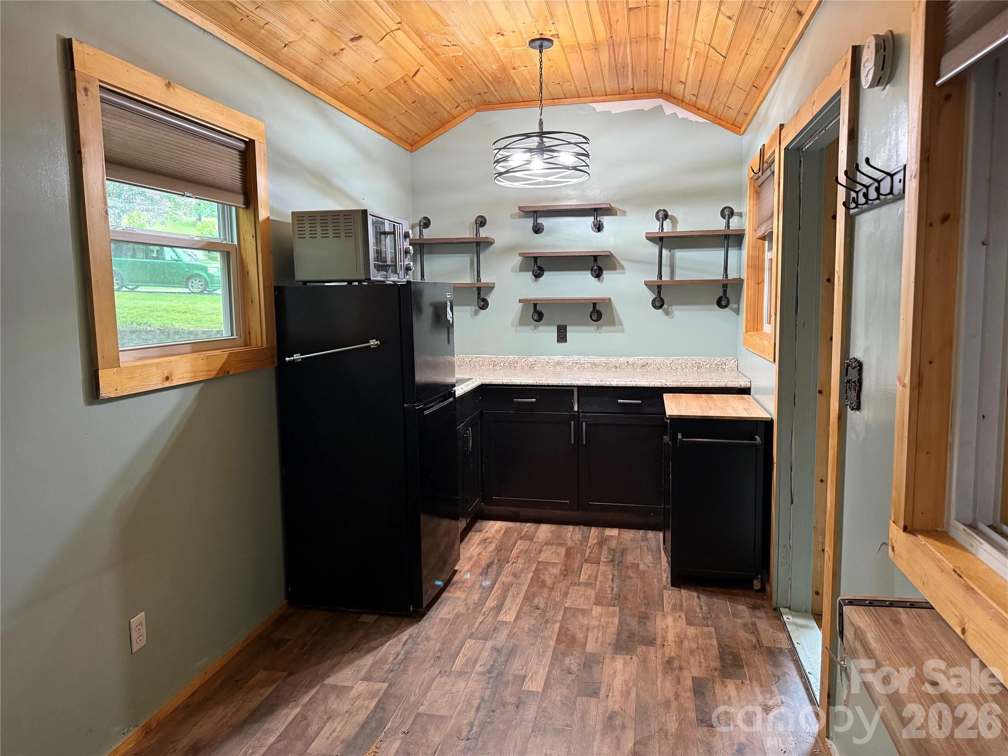 32 Mayfair Drive — Candler