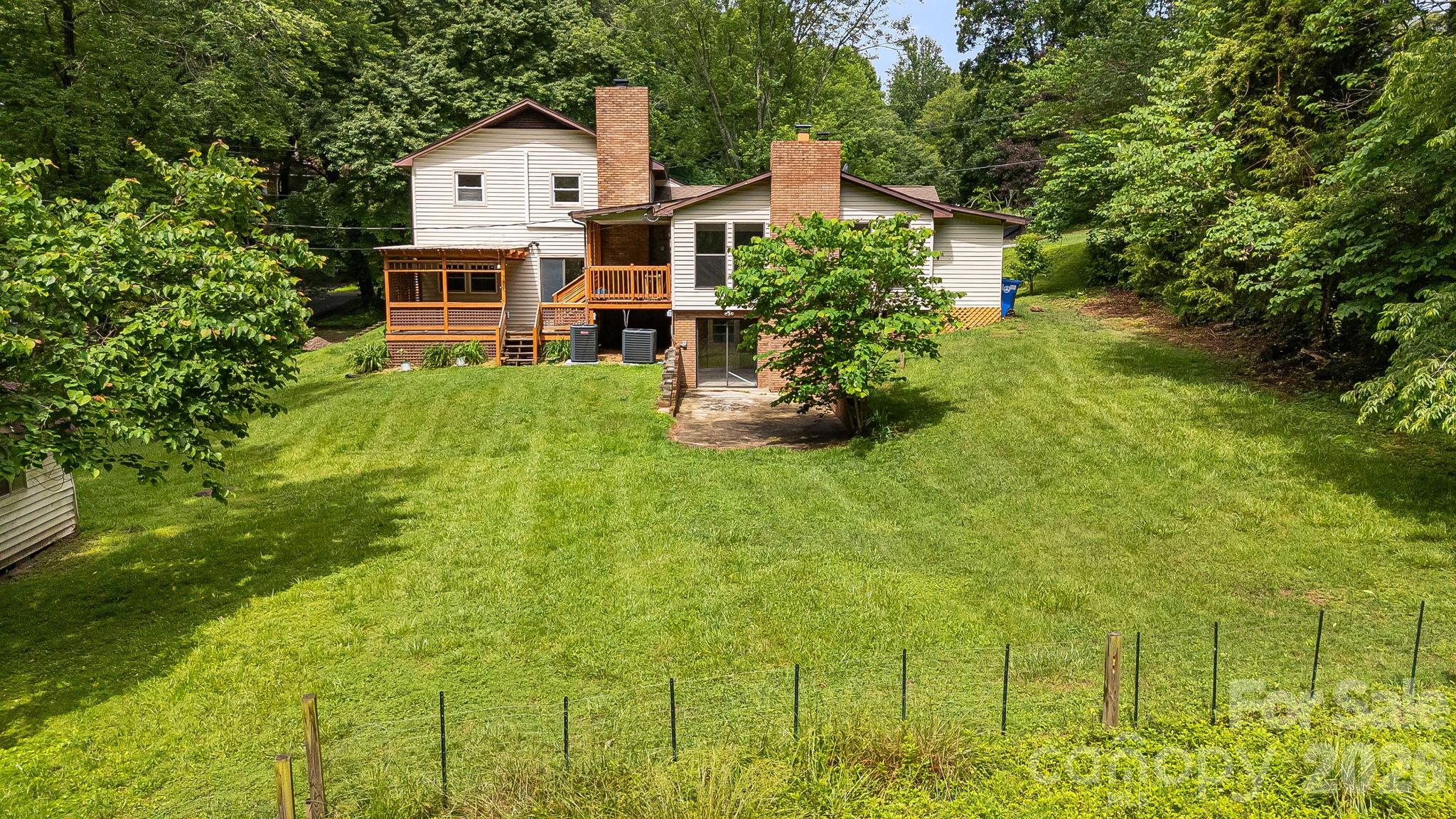 32 Mayfair Drive — Candler