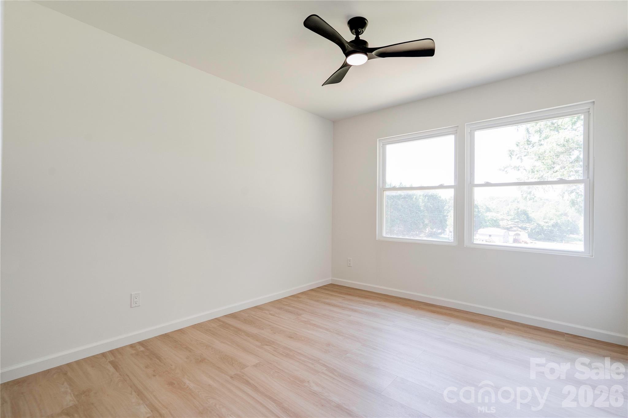 2994 Lutz Boulevard — Newton