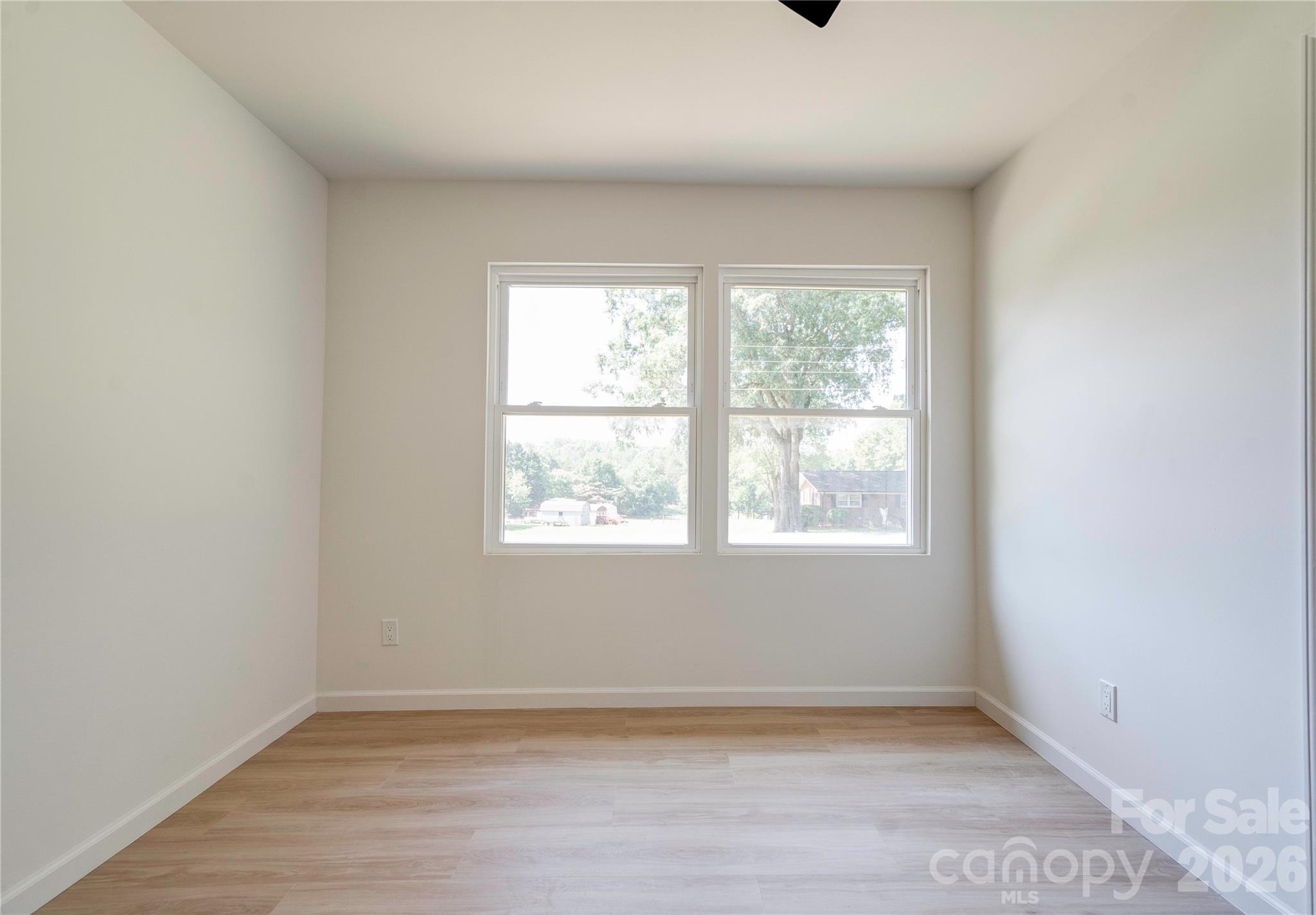 2994 Lutz Boulevard — Newton