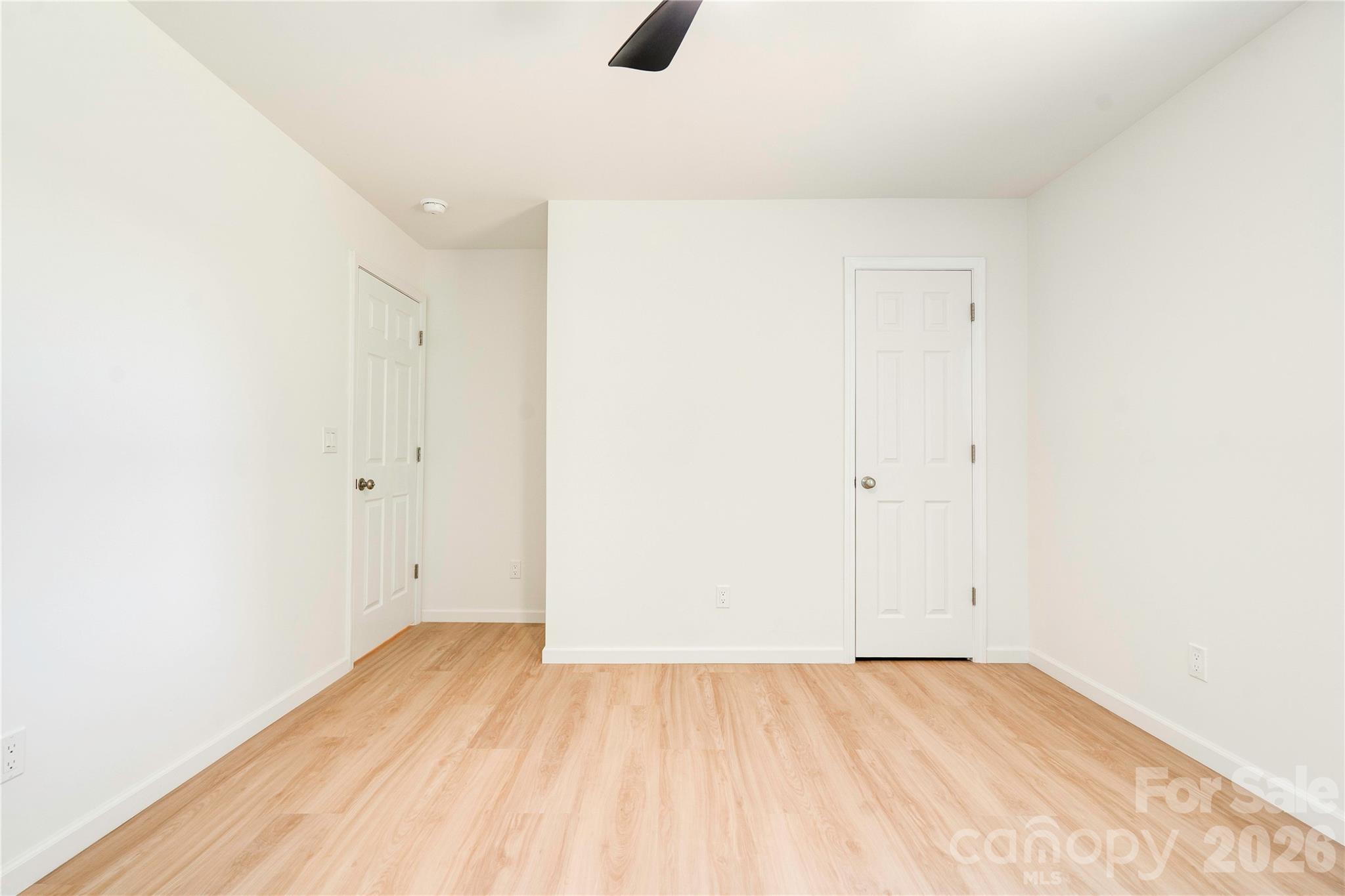 2994 Lutz Boulevard — Newton