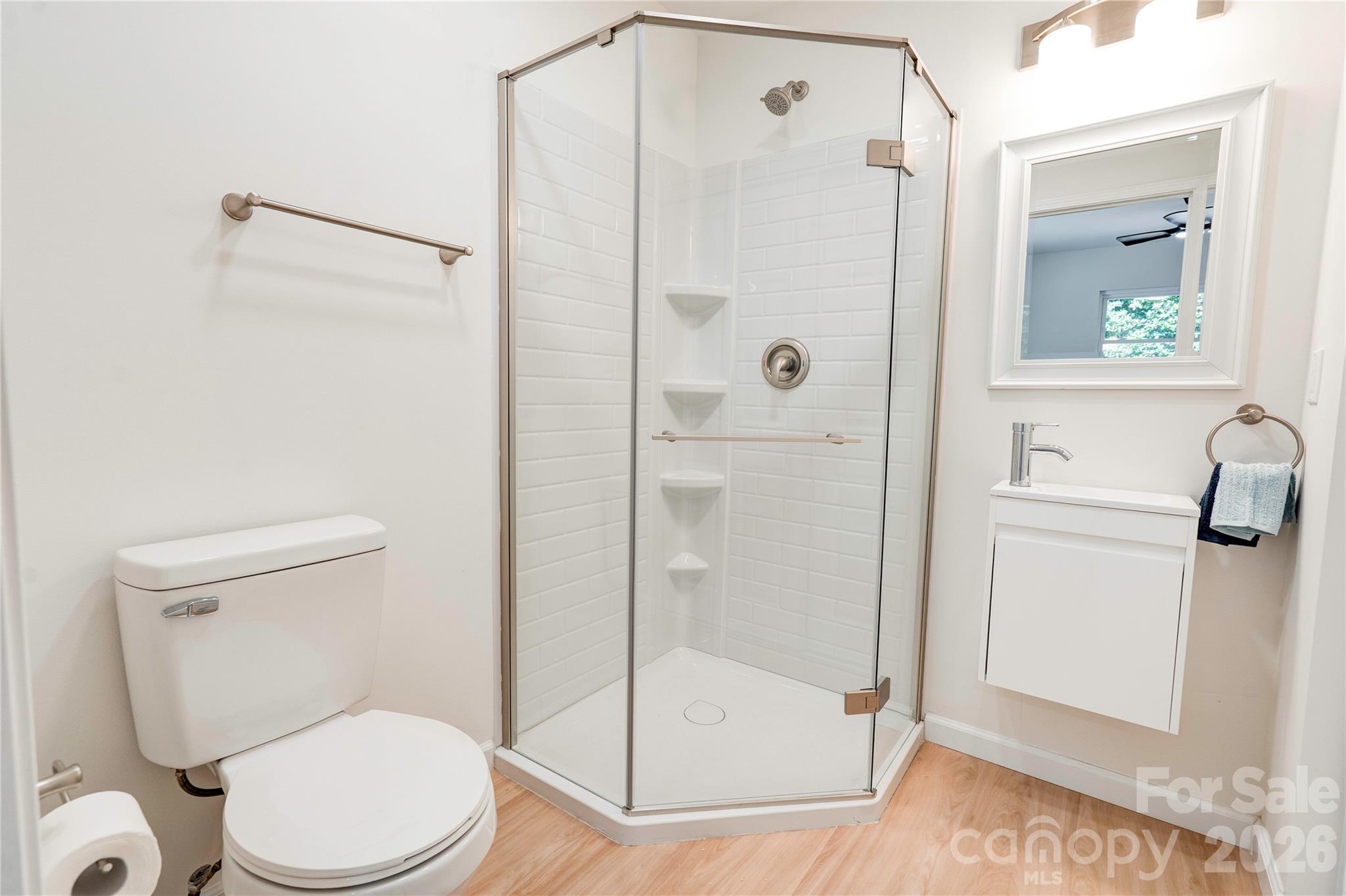 2994 Lutz Boulevard — Newton