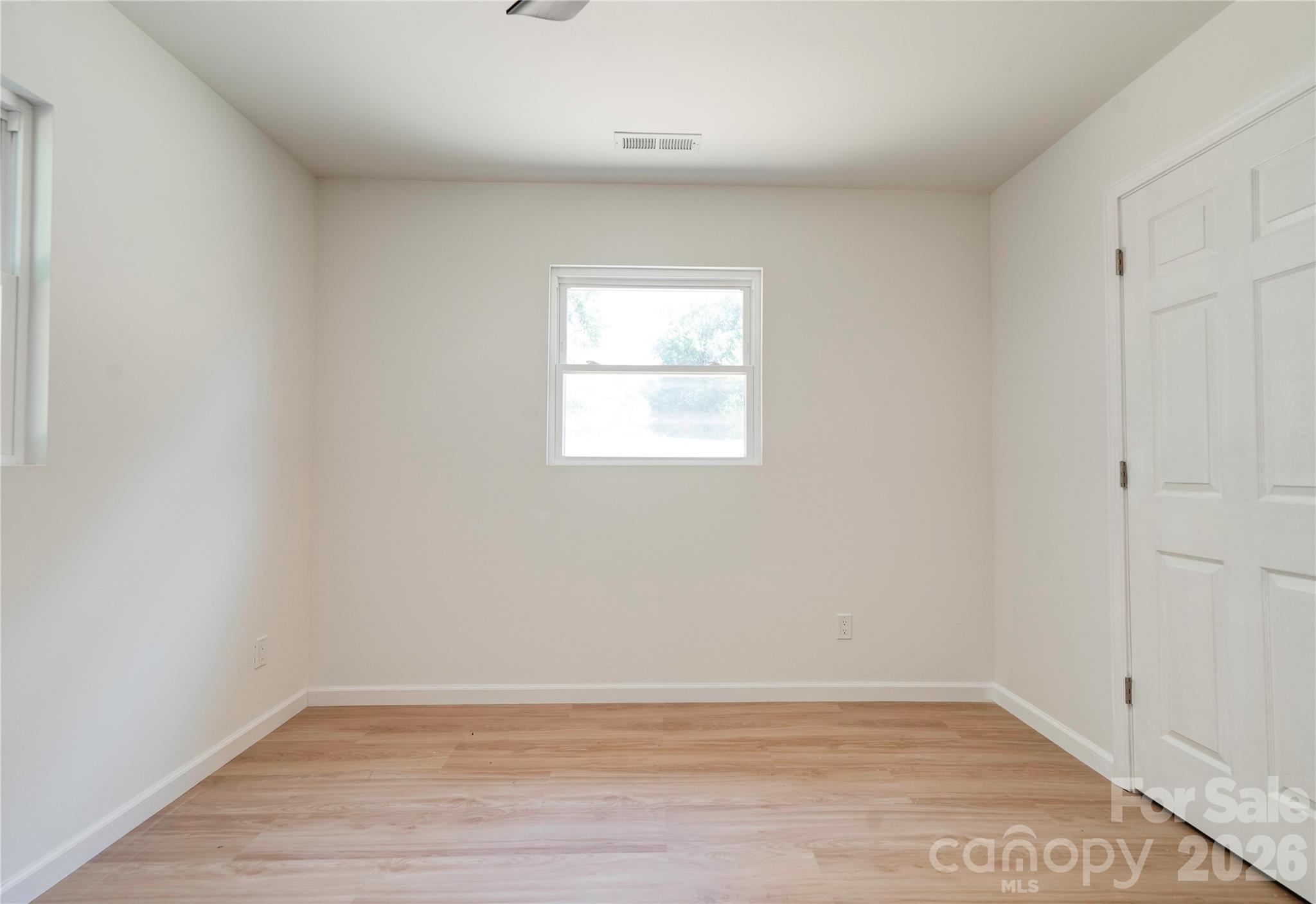 2994 Lutz Boulevard — Newton