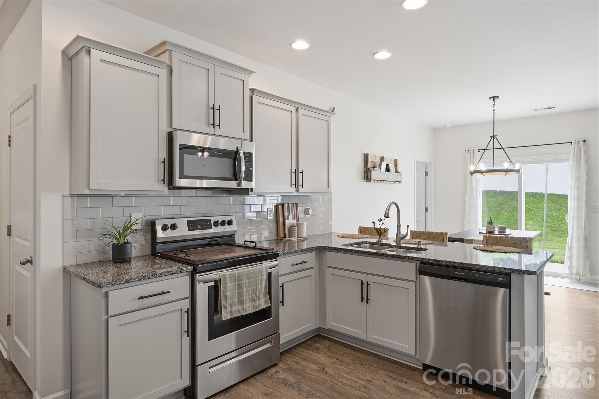 7004 Branch Fork Road — Charlotte