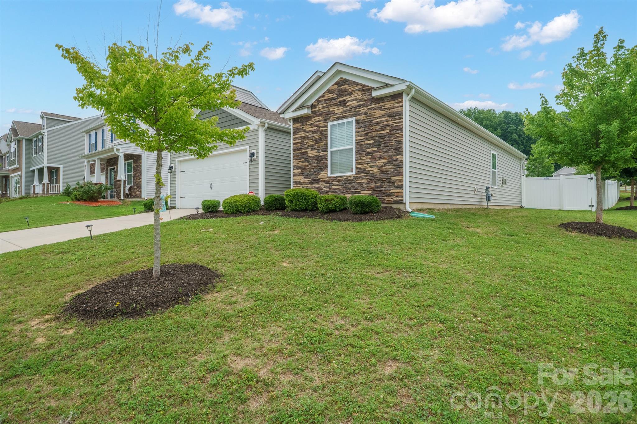 7004 Branch Fork Road — Charlotte