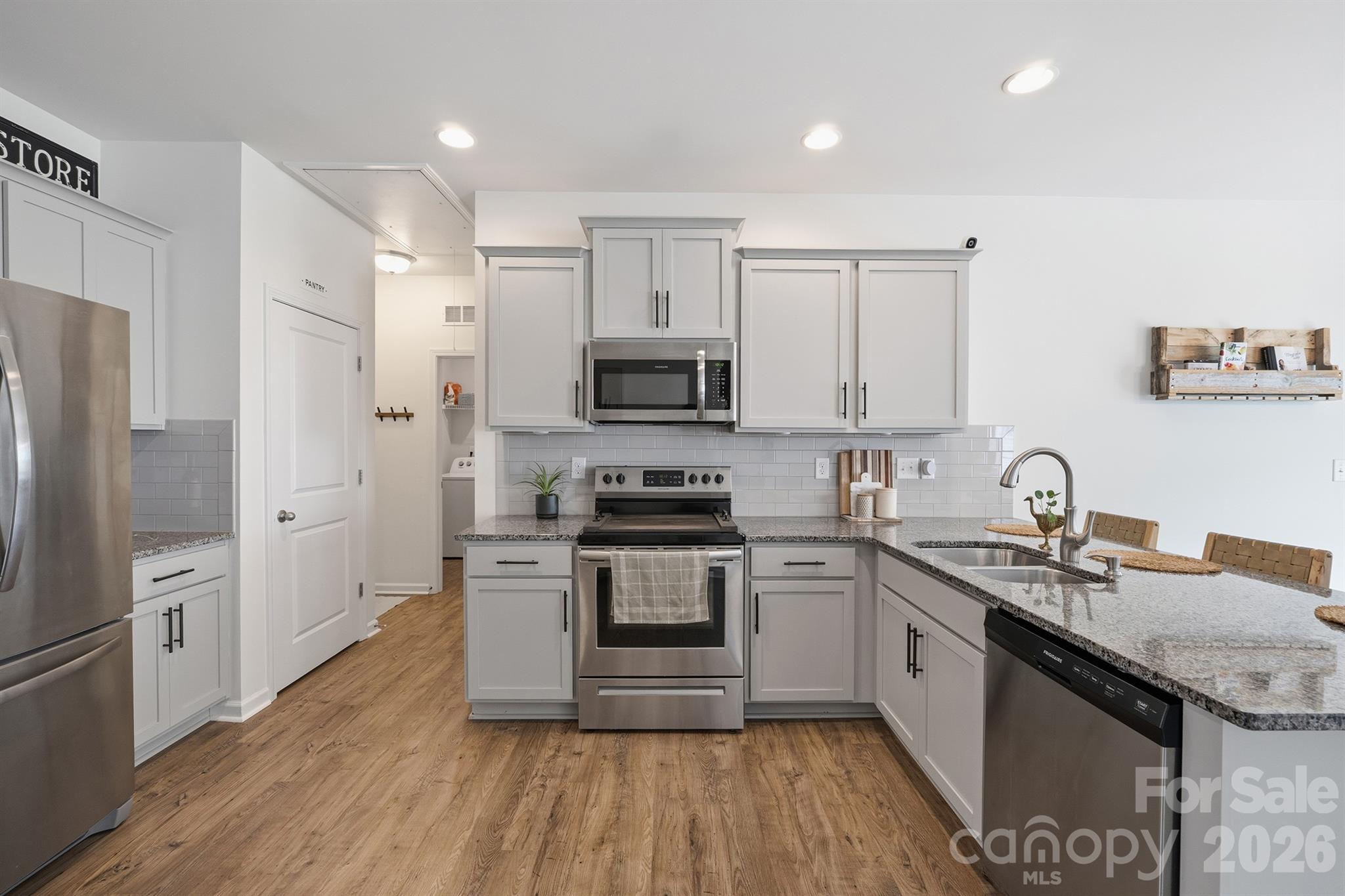 7004 Branch Fork Road — Charlotte