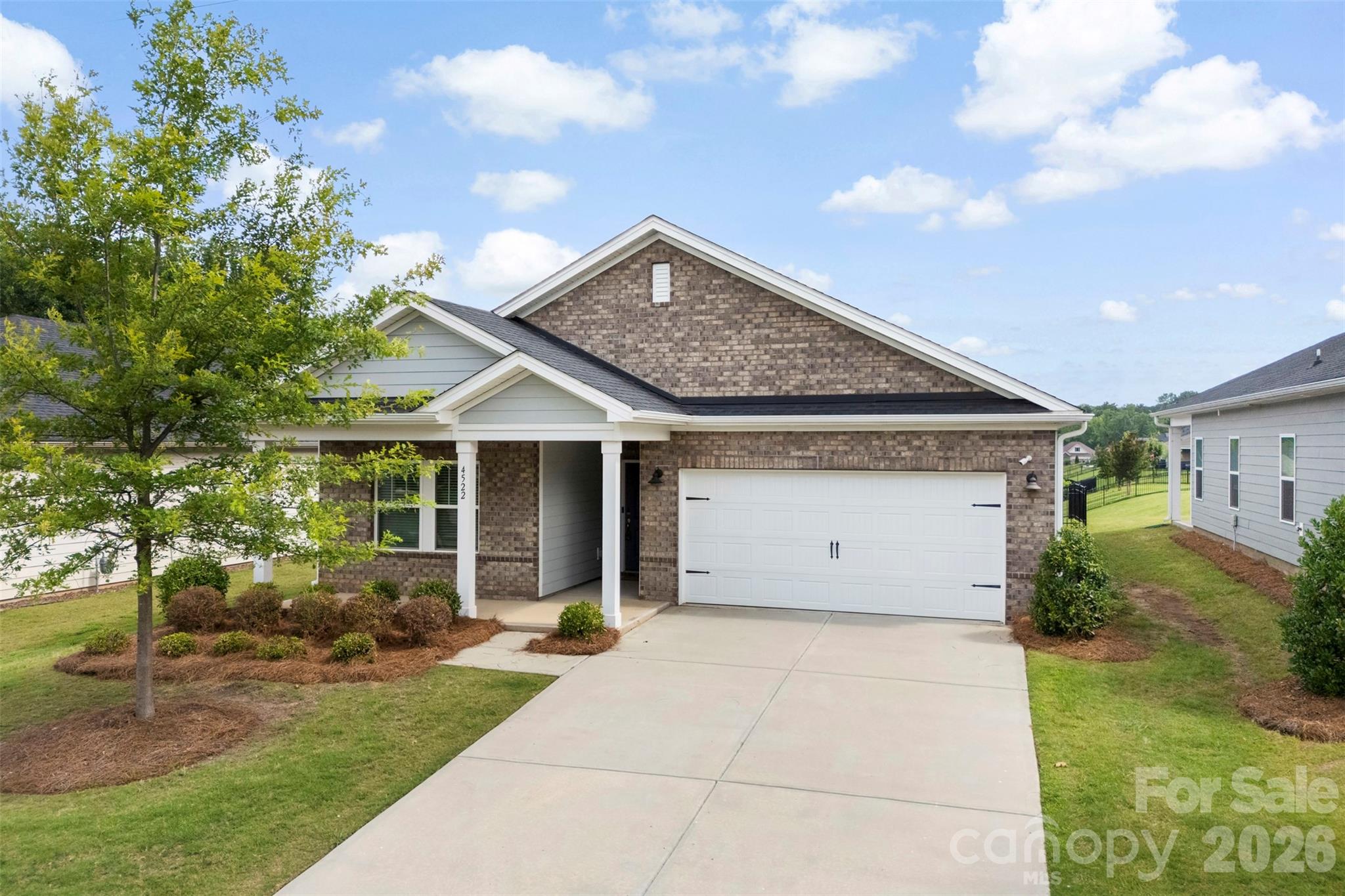 4522 Bright Road — Charlotte