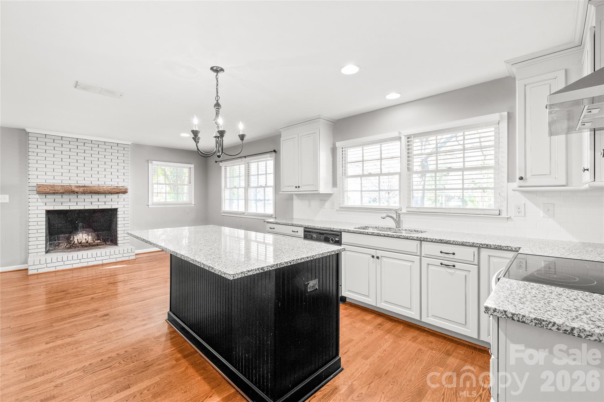 1612 Redcoat Drive — Charlotte
